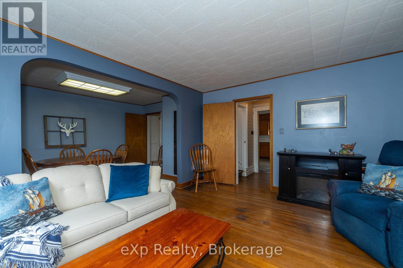 302350 Concession 2 Side Road, West Grey, Ontario  N4N 3B8 - Photo 14 - X12324596