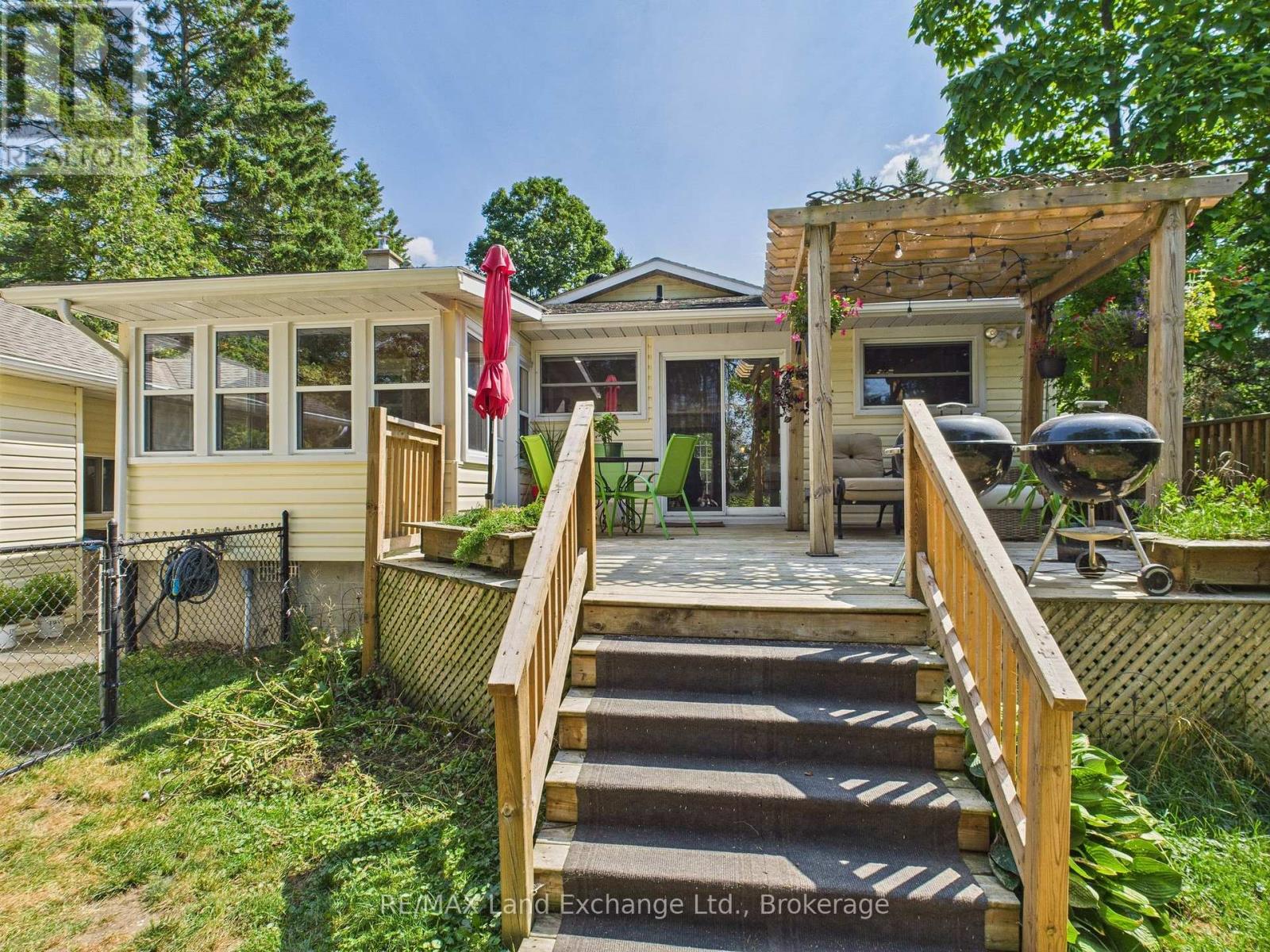 213 Huron Rd, R. R. #1 Road, Huron-Kinloss, Ontario  N2Z 2X3 - Photo 26 - X12322996