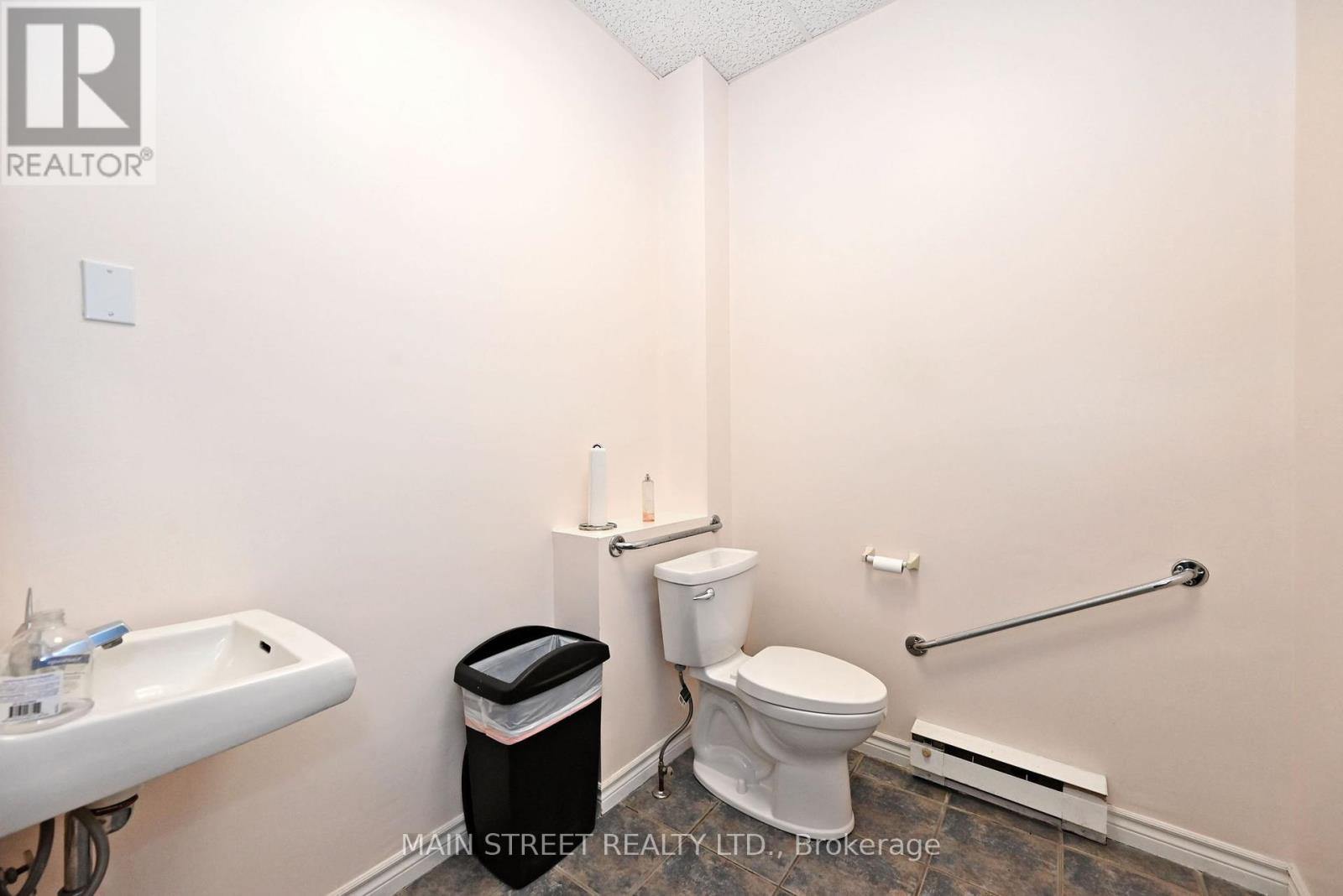 6 - 200 Davis Drive, Newmarket, Ontario  L3Y 2N4 - Photo 17 - N12324319