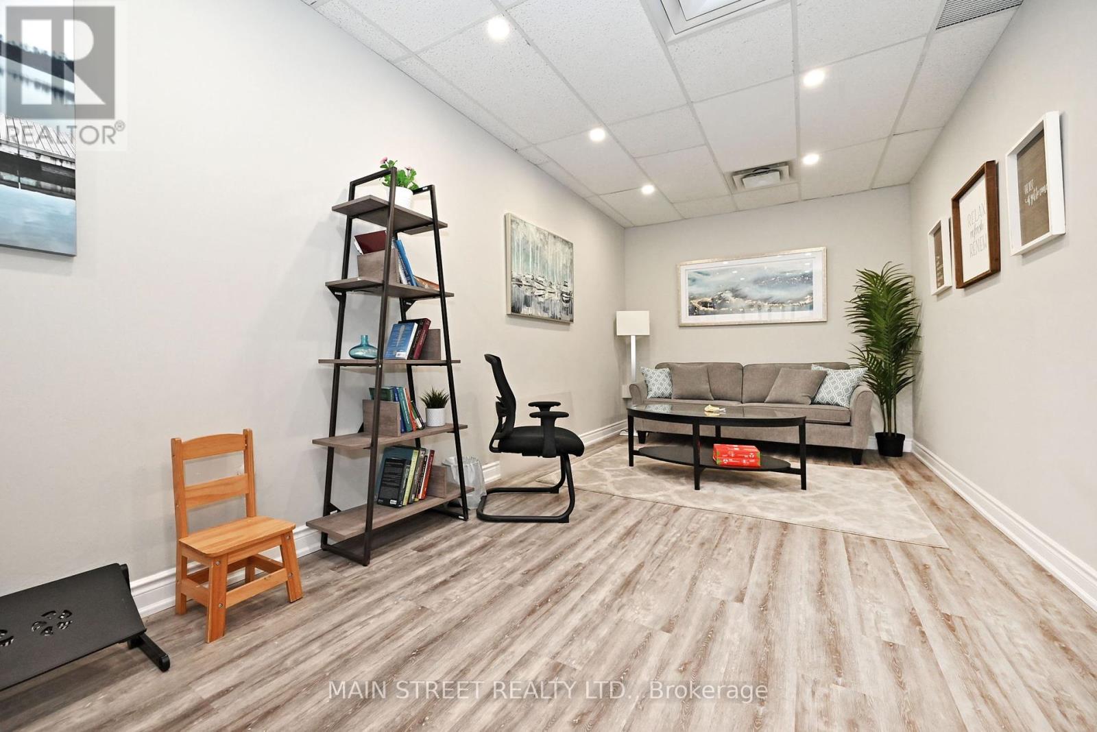 6 - 200 Davis Drive, Newmarket, Ontario  L3Y 2N4 - Photo 23 - N12324319