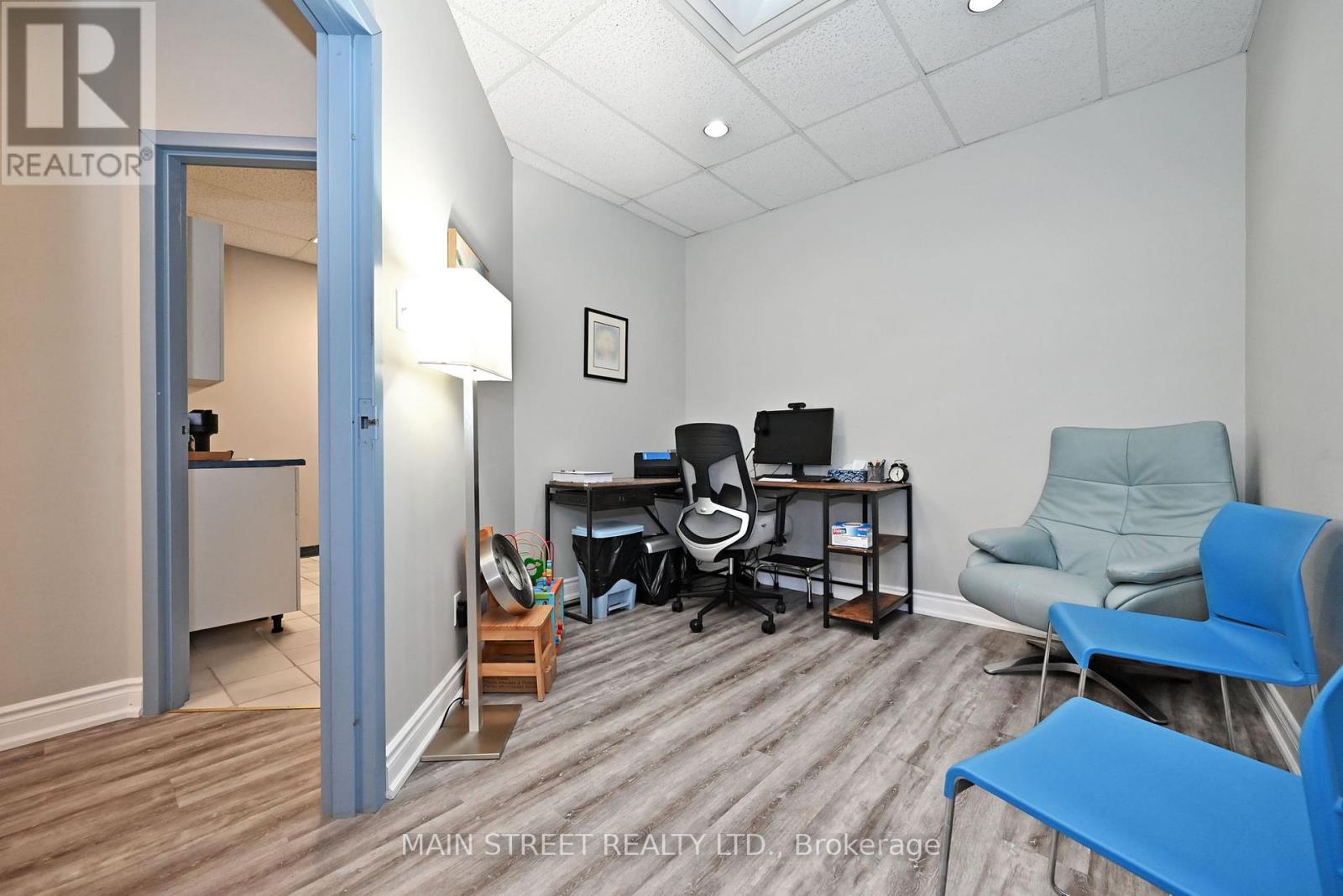 6 - 200 Davis Drive, Newmarket, Ontario  L3Y 2N4 - Photo 29 - N12324319