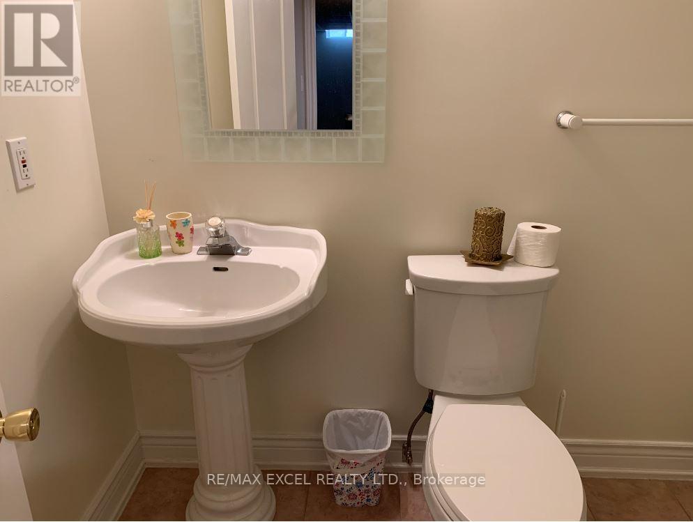 Bsmt - 130 Canyon Hill Avenue, Richmond Hill, Ontario  L4C 0K5 - Photo 10 - N12324345