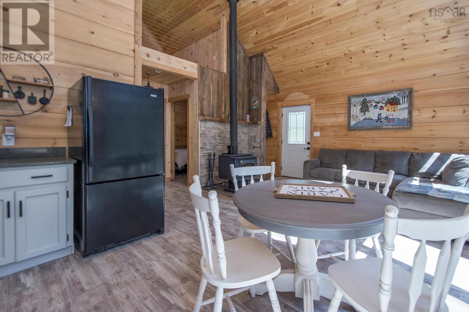 81 Crescent Point Road, Lakeview, Nova Scotia  B0R 1H0 - Photo 16 - 202511633