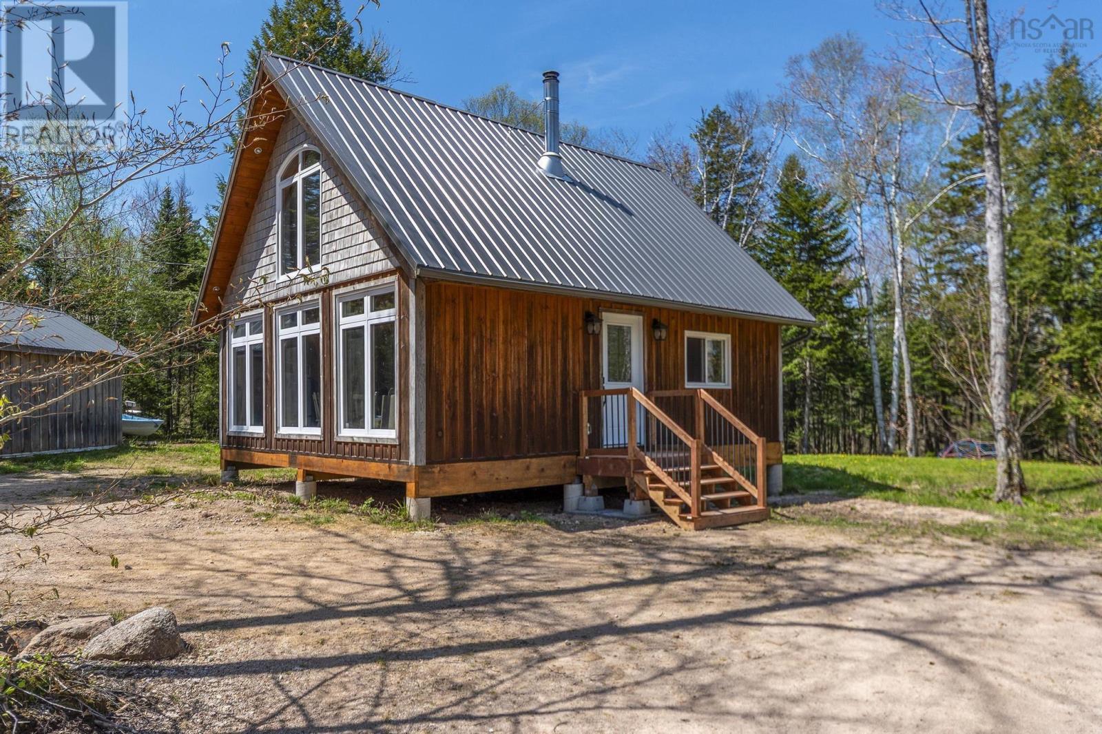 81 Crescent Point Road, Lakeview, Nova Scotia  B0R 1H0 - Photo 32 - 202511633