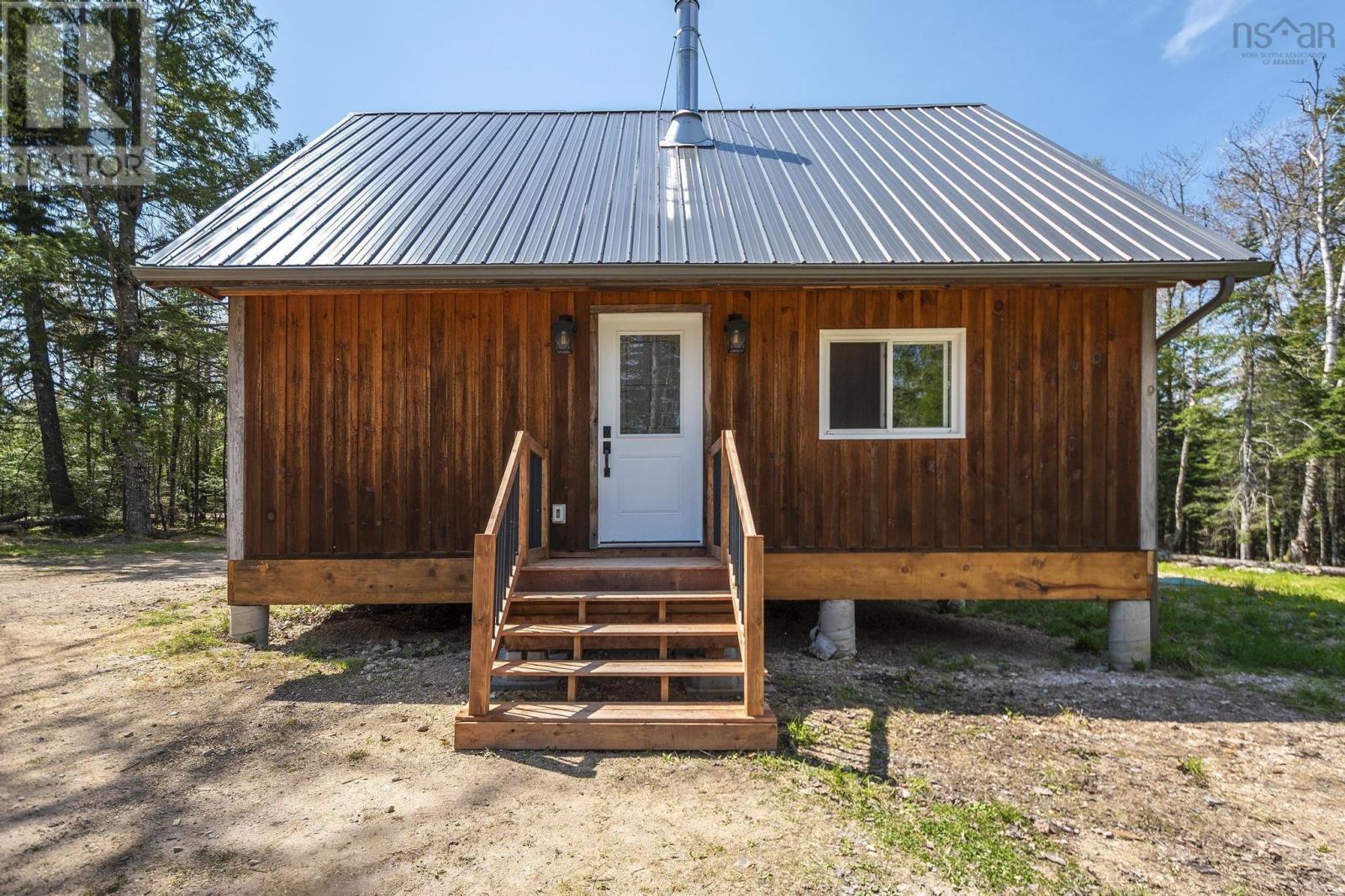 81 Crescent Point Road, Lakeview, Nova Scotia  B0R 1H0 - Photo 8 - 202511633