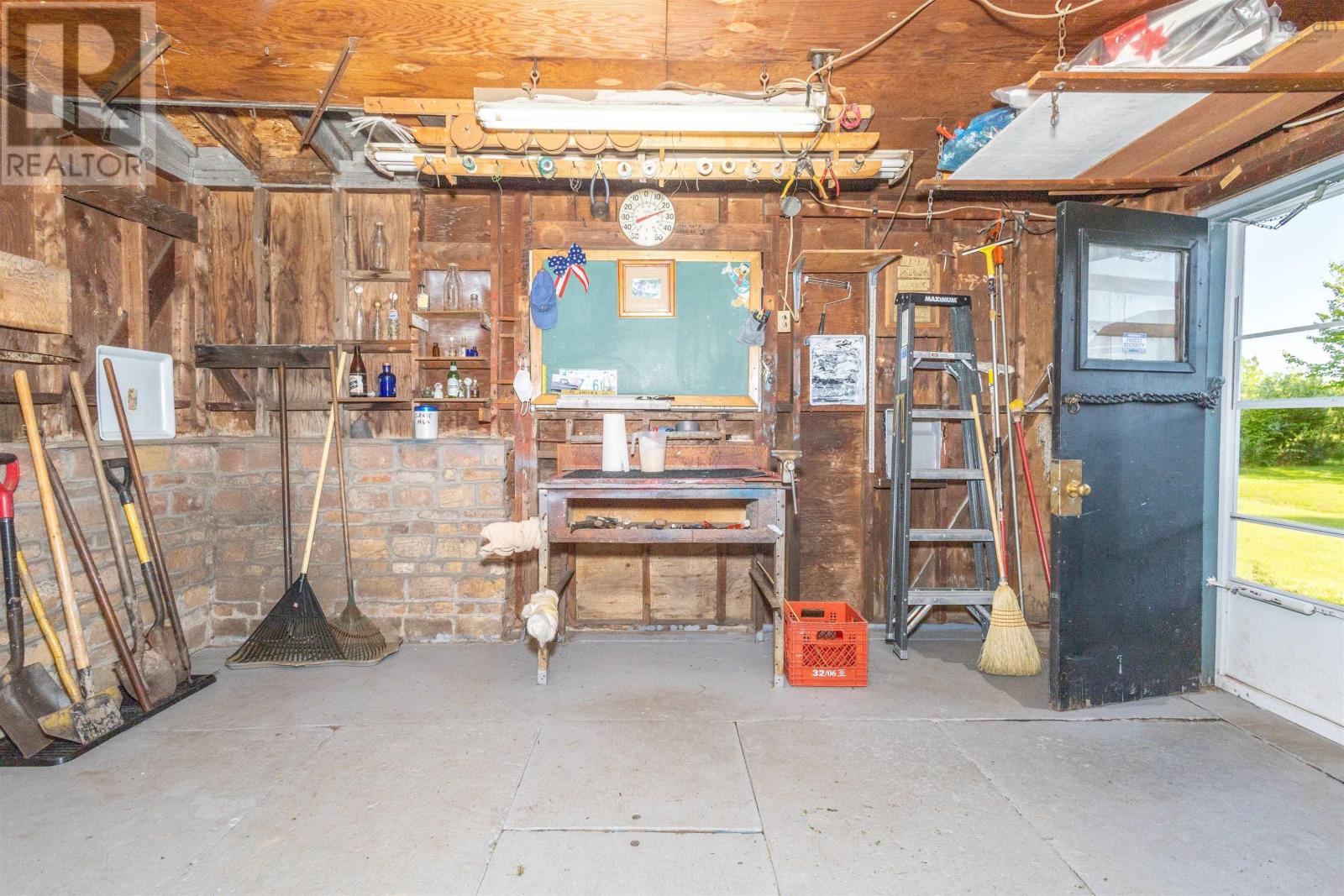 288 Atlantic Street, Sydney Mines, Nova Scotia  B1V 1W8 - Photo 50 - 202517495