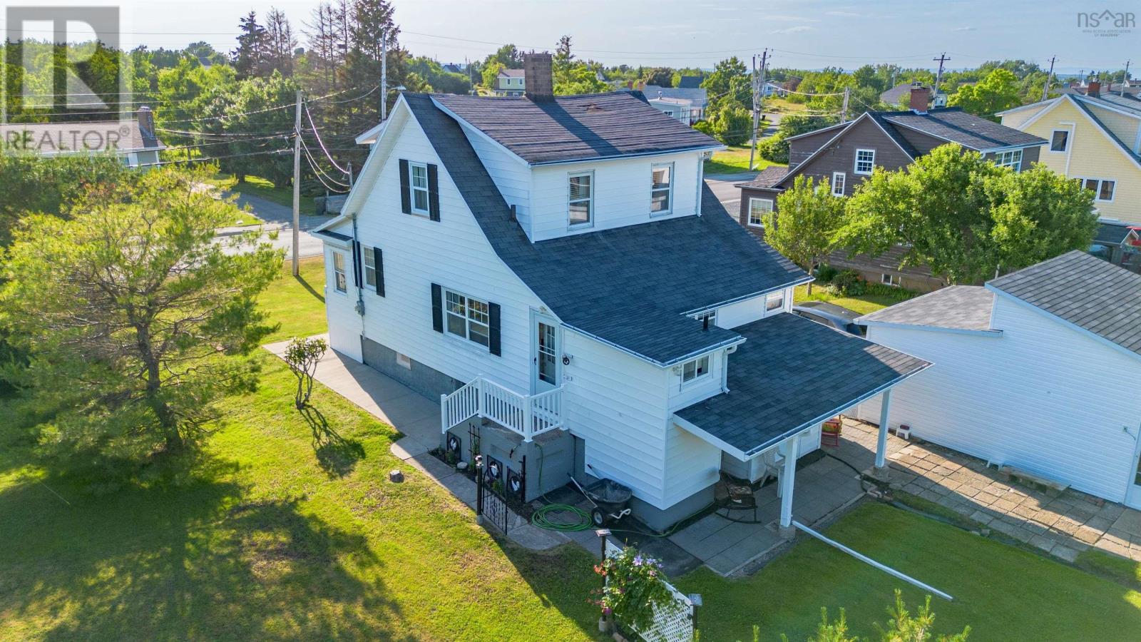 288 Atlantic Street, Sydney Mines, Nova Scotia  B1V 1W8 - Photo 7 - 202517495