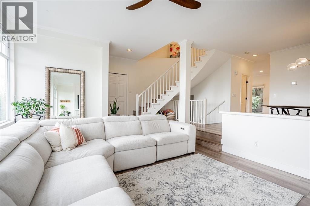 Property at 7 2979 PANORAMA DRIVE image 4