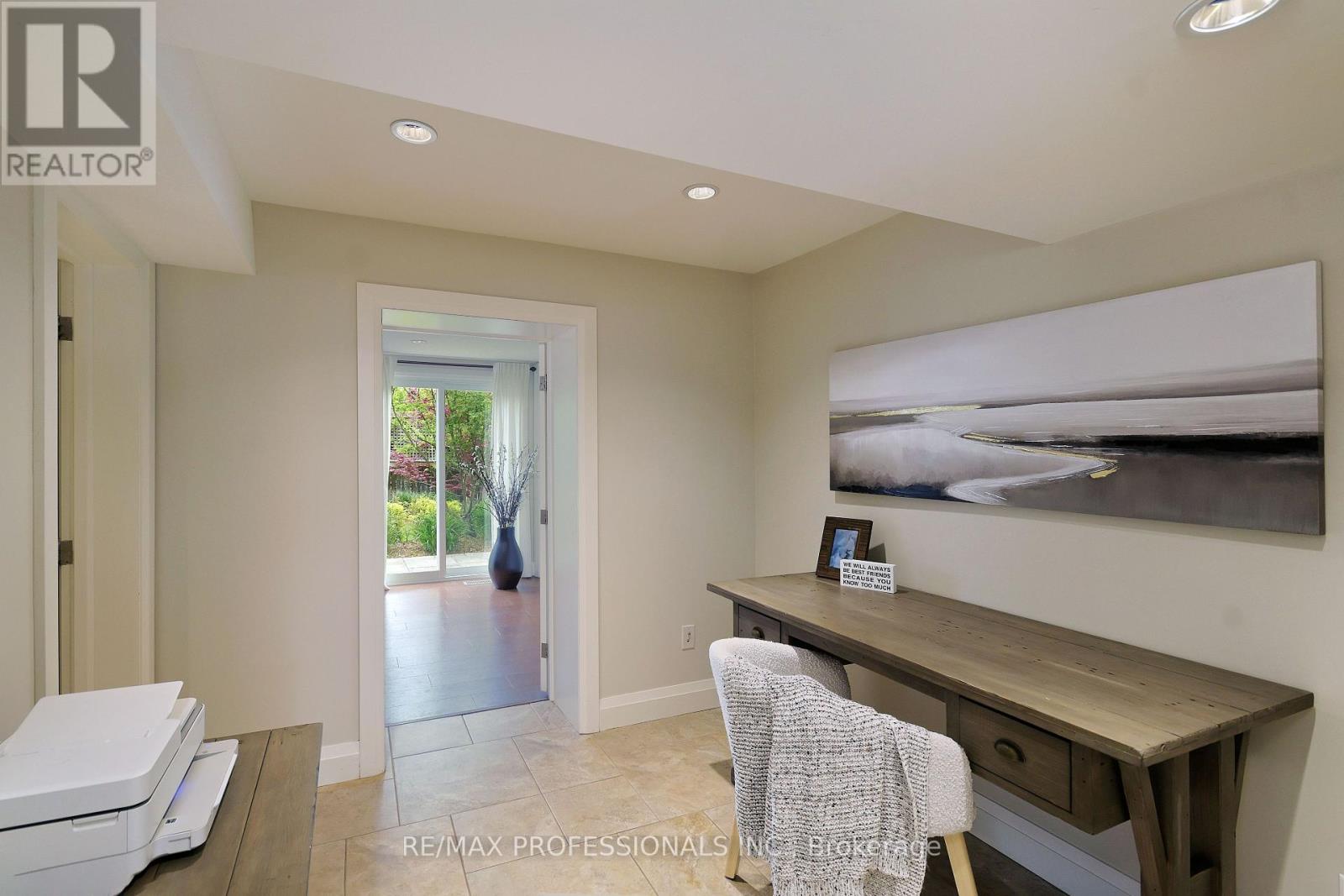 321 Wendy Lane, Oakville, Ontario  L6L 4P9 - Photo 23 - W12324341