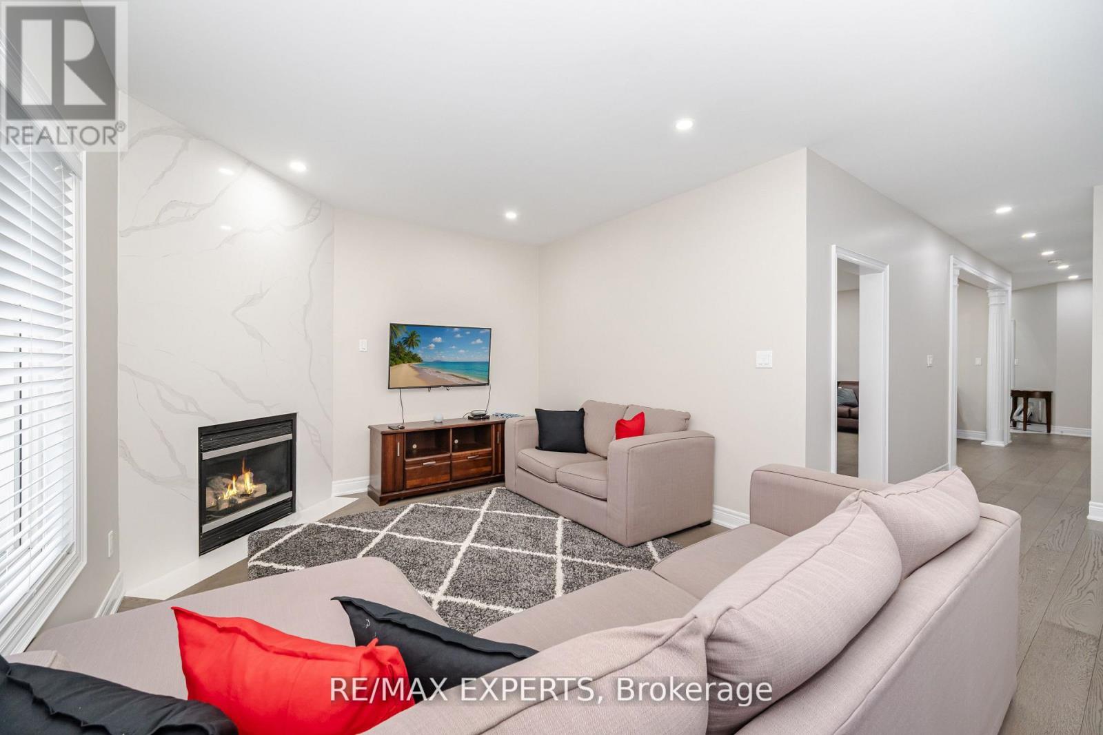 7236 Zinnia Place, Mississauga, Ontario  L5W 1K5 - Photo 20 - W12324378