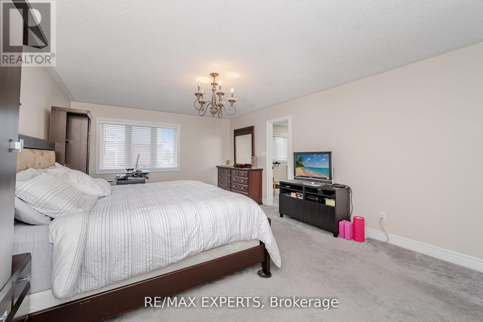 7236 Zinnia Place, Mississauga, Ontario  L5W 1K5 - Photo 28 - W12324378