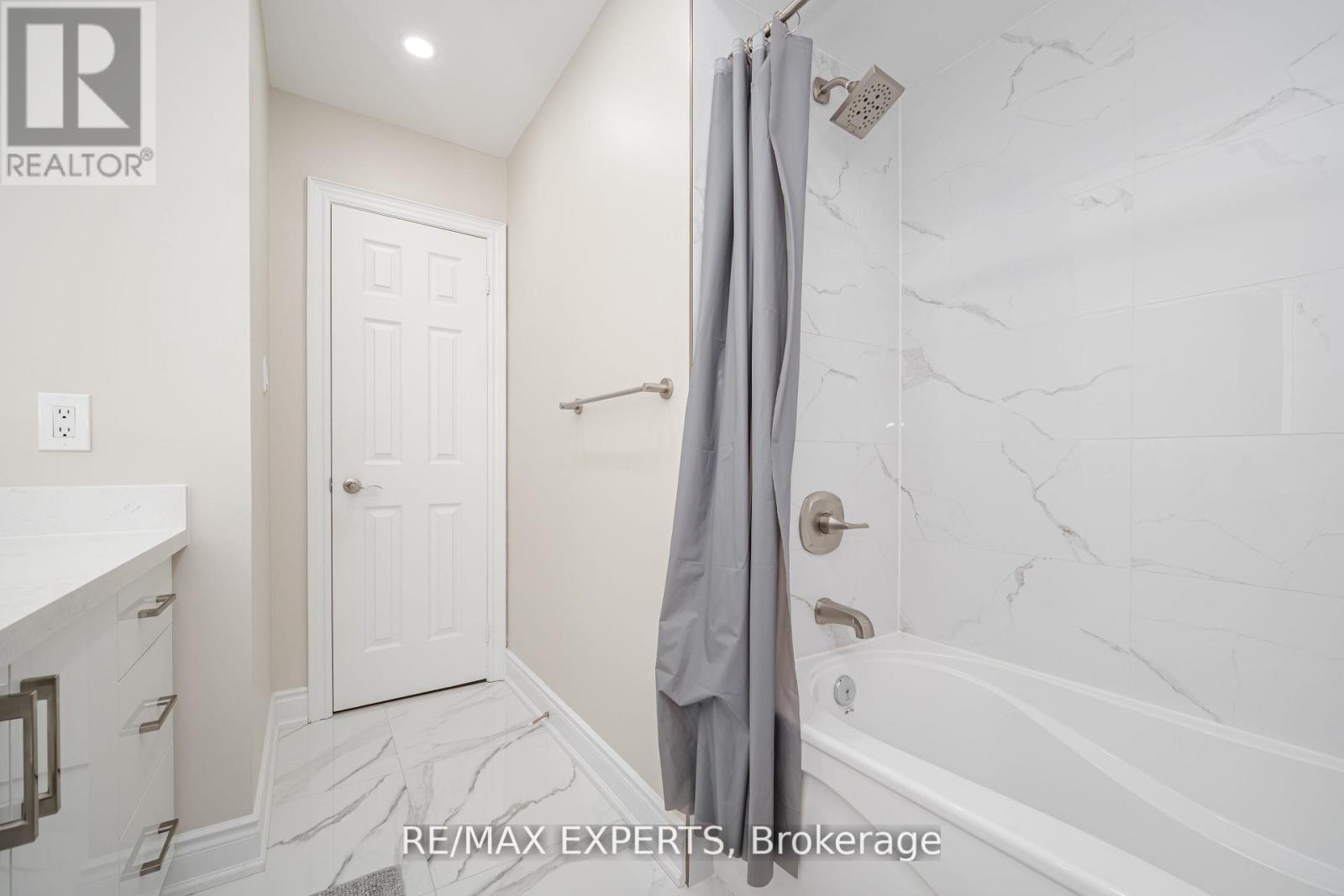 7236 Zinnia Place, Mississauga, Ontario  L5W 1K5 - Photo 41 - W12324378