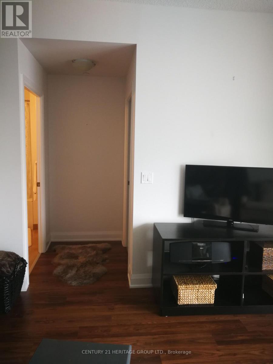 1607 - 25 Fontenay Court, Toronto, Ontario  M9A 0C4 - Photo 10 - W12324386