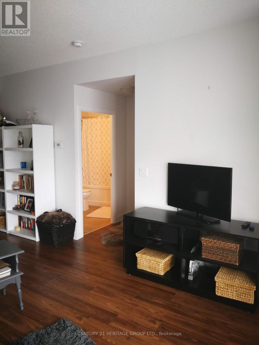 1607 - 25 Fontenay Court, Toronto, Ontario  M9A 0C4 - Photo 8 - W12324386