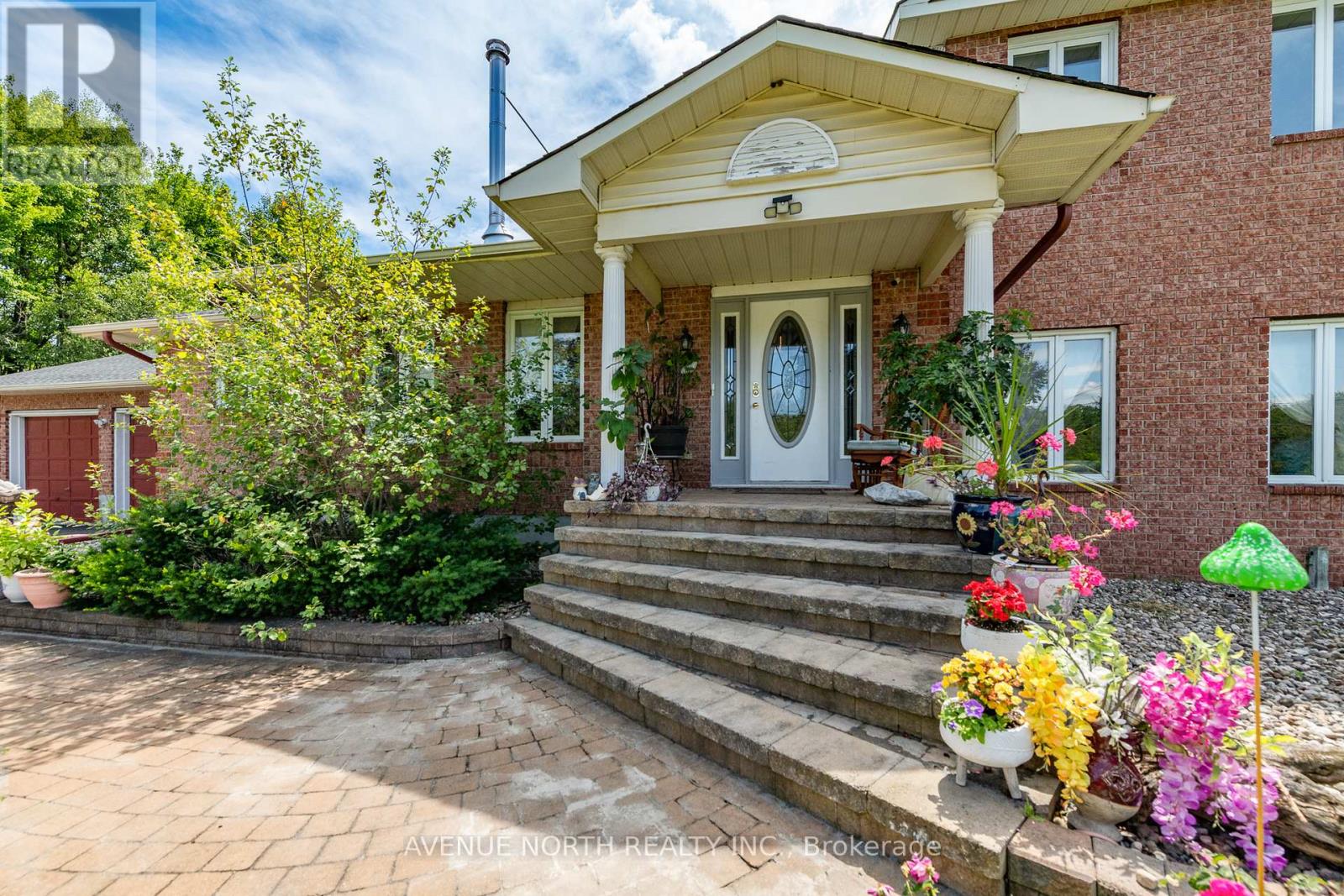 Property at 2310 RUSSLAND ROAD image 2