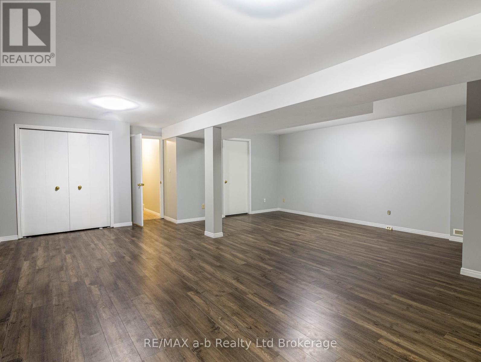 18 Oriole Crescent, Woodstock, Ontario  N4T 1T1 - Photo 16 - X12224191