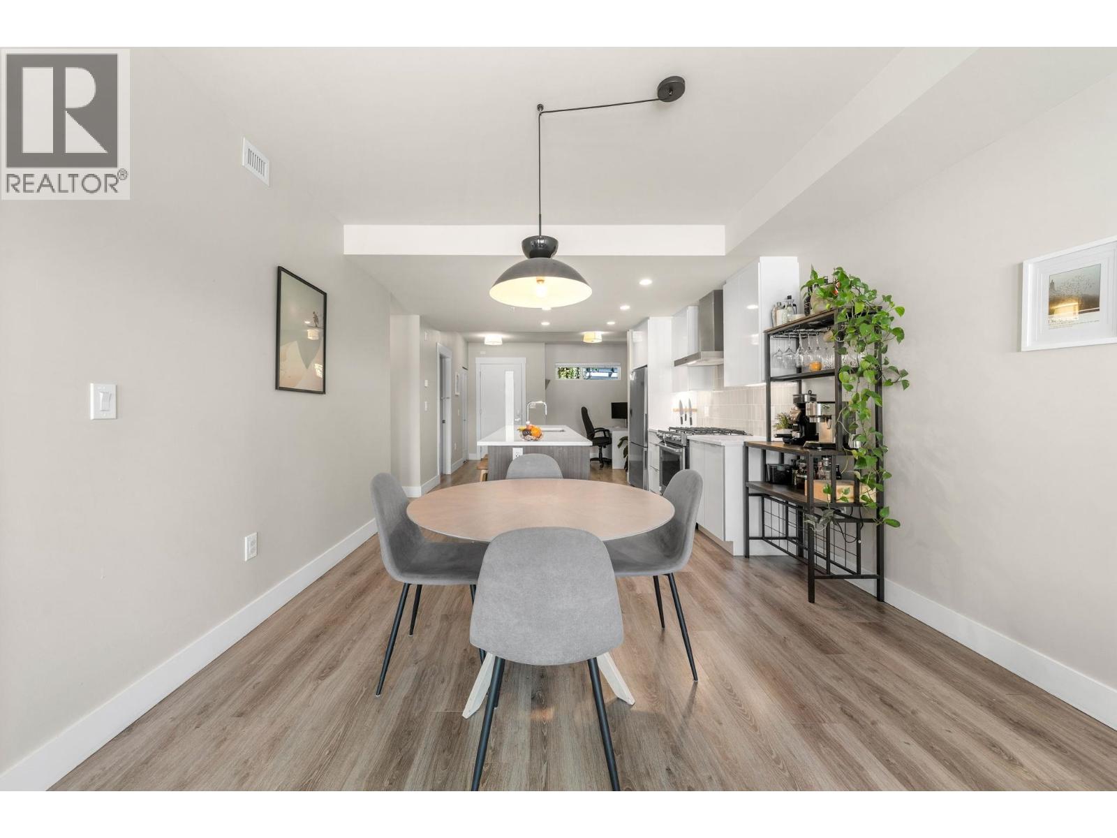 302 1496 Charlotte Road, North Vancouver, British Columbia V7J 0C9 - Photo 17 - R3033303