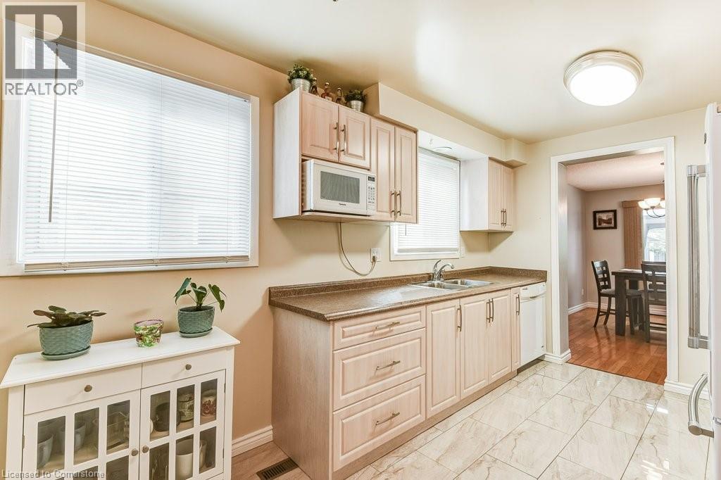 2779 Andorra Circle, Mississauga, Ontario  L5N 2H8 - Photo 12 - 40757312