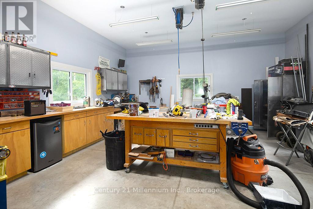 6 Forest Path, Clearview, Ontario  L9Y 3Y9 - Photo 47 - S12324683