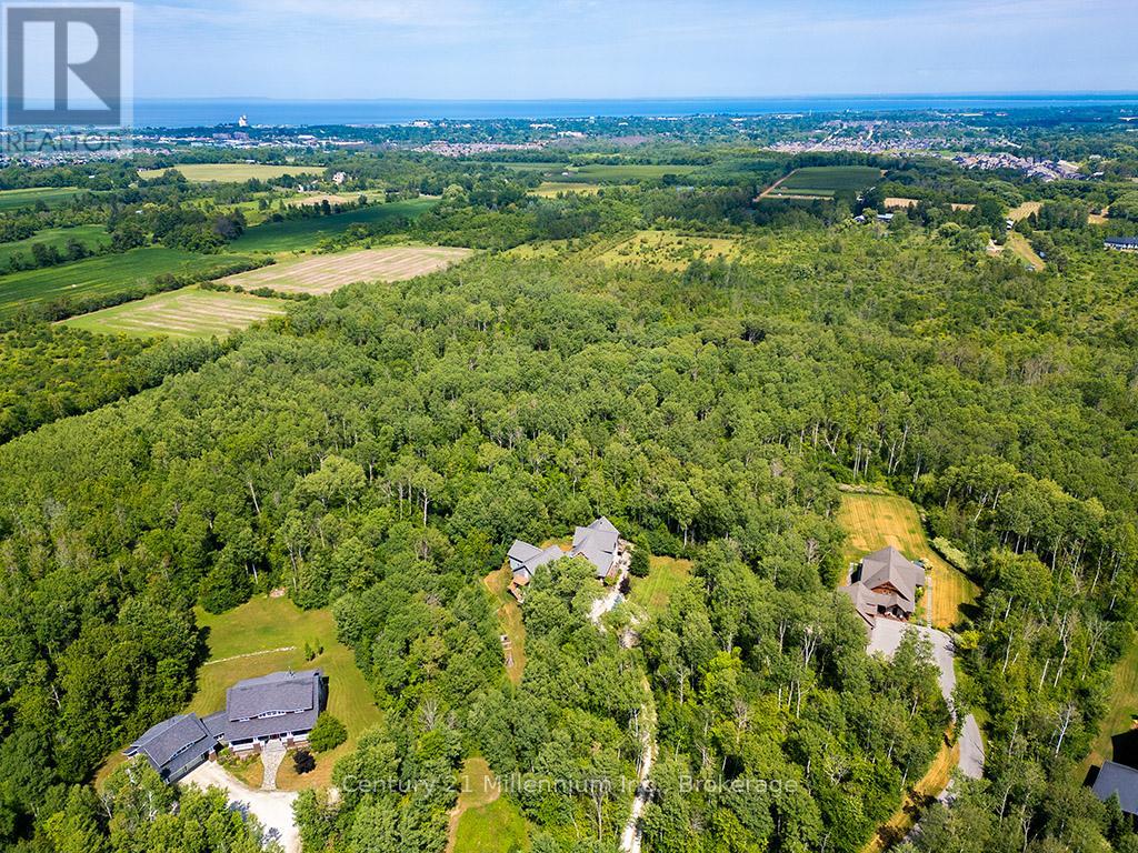 6 Forest Path, Clearview, Ontario  L9Y 3Y9 - Photo 48 - S12324683