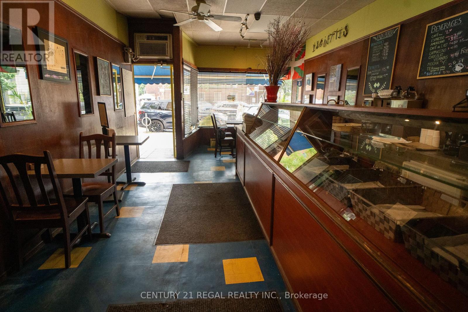 736 St. Clair Avenue W, Toronto, Ontario M6C 1B7 - Photo 10 - C12313221