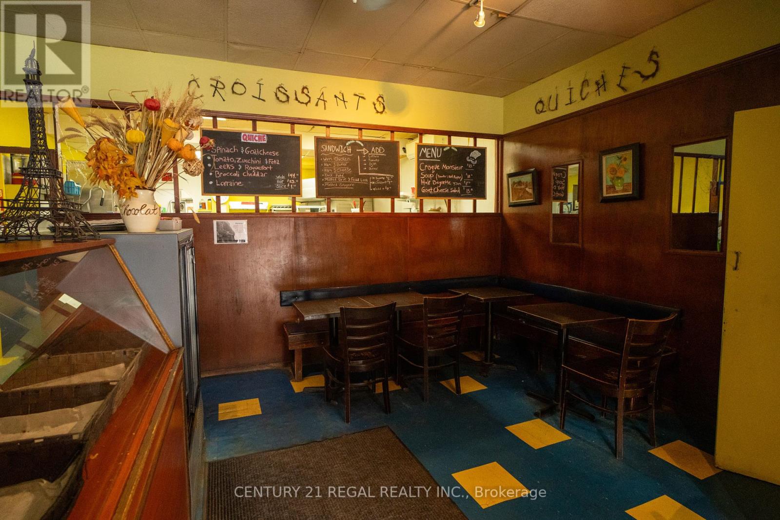 736 St. Clair Avenue W, Toronto, Ontario M6C 1B7 - Photo 5 - C12313221