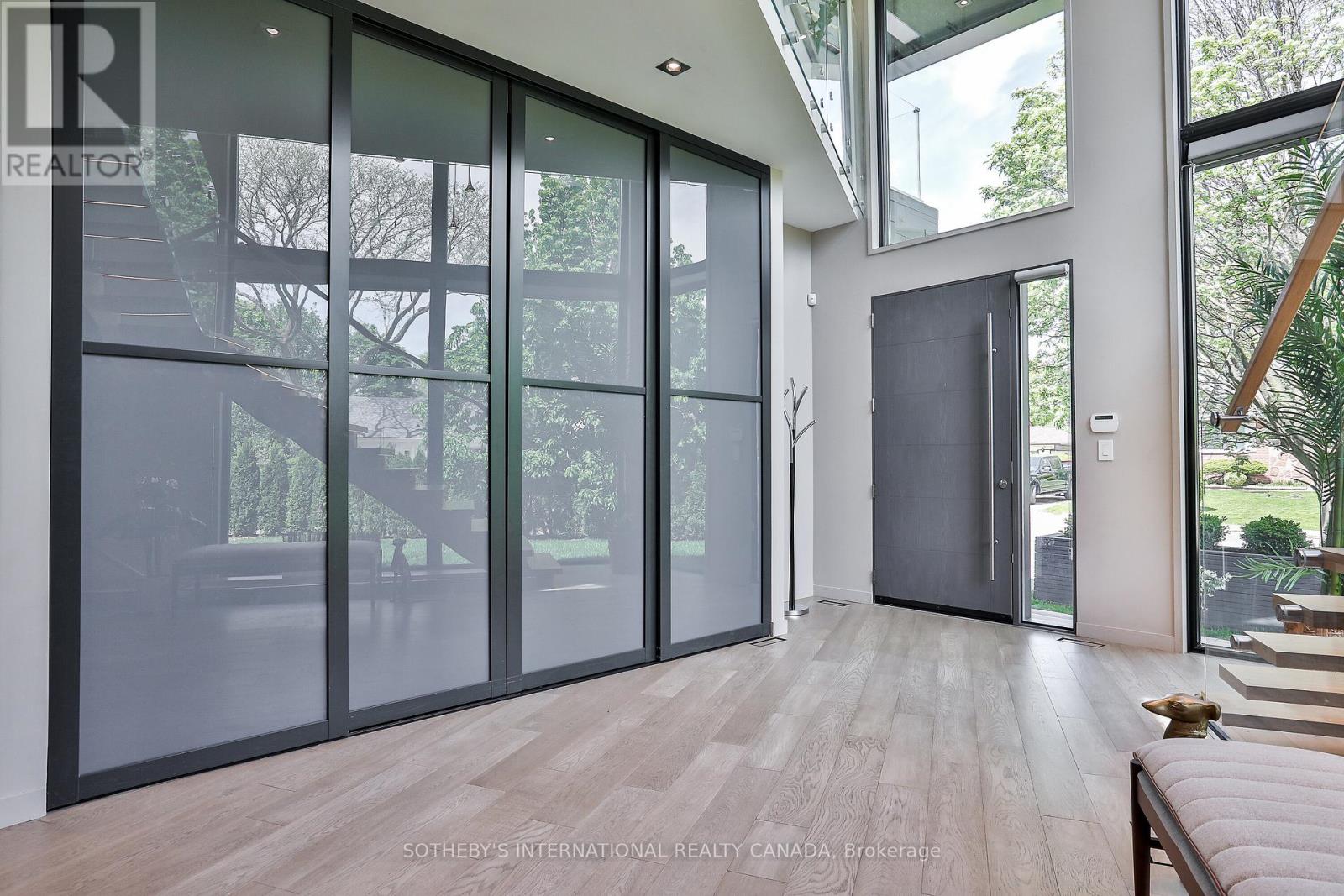 Property at 31 OVERTON CRESCENT image 2