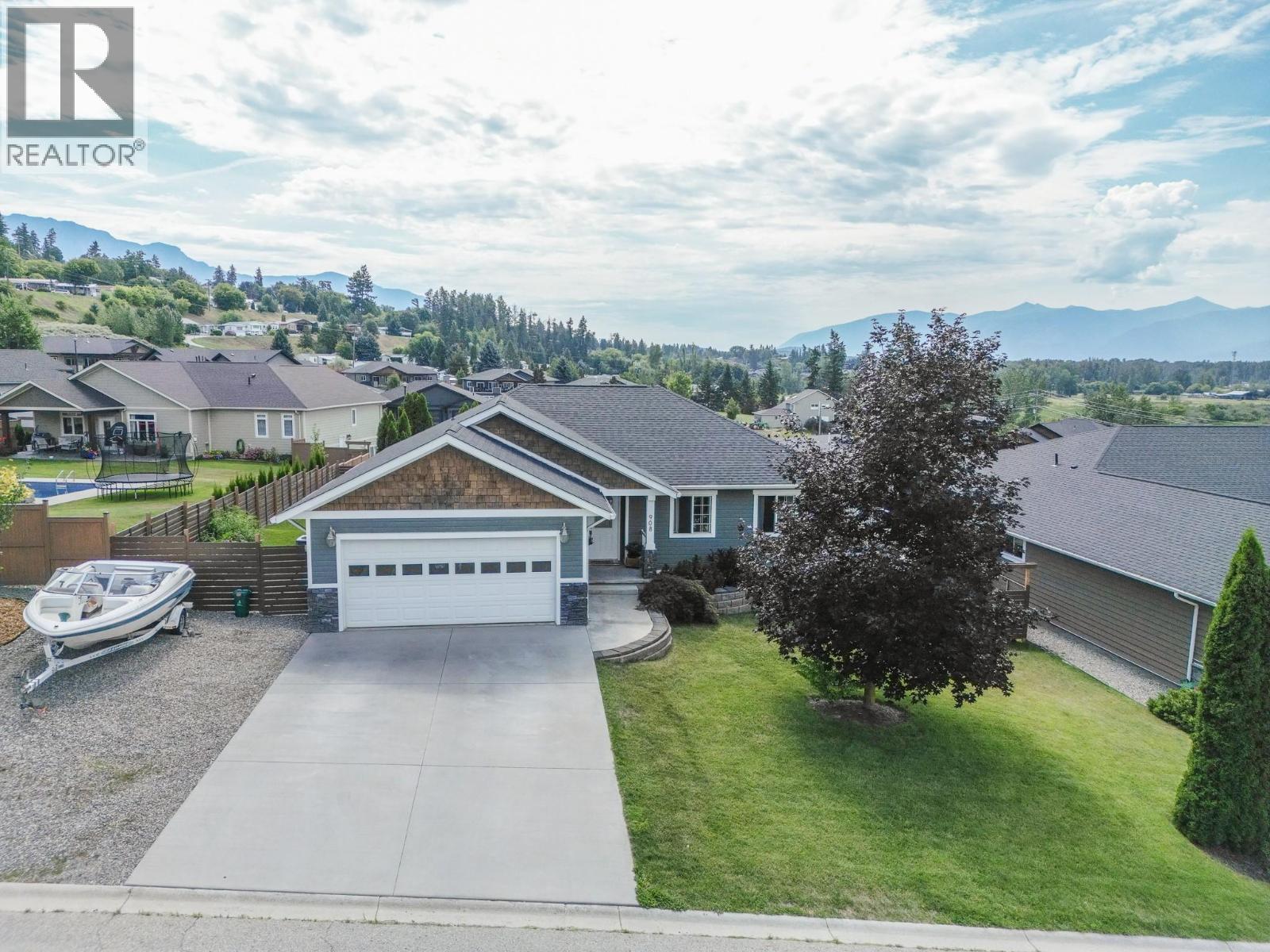 908 Purcell Crescent, Creston, British Columbia  V0B 1G3 - Photo 44 - 10358177