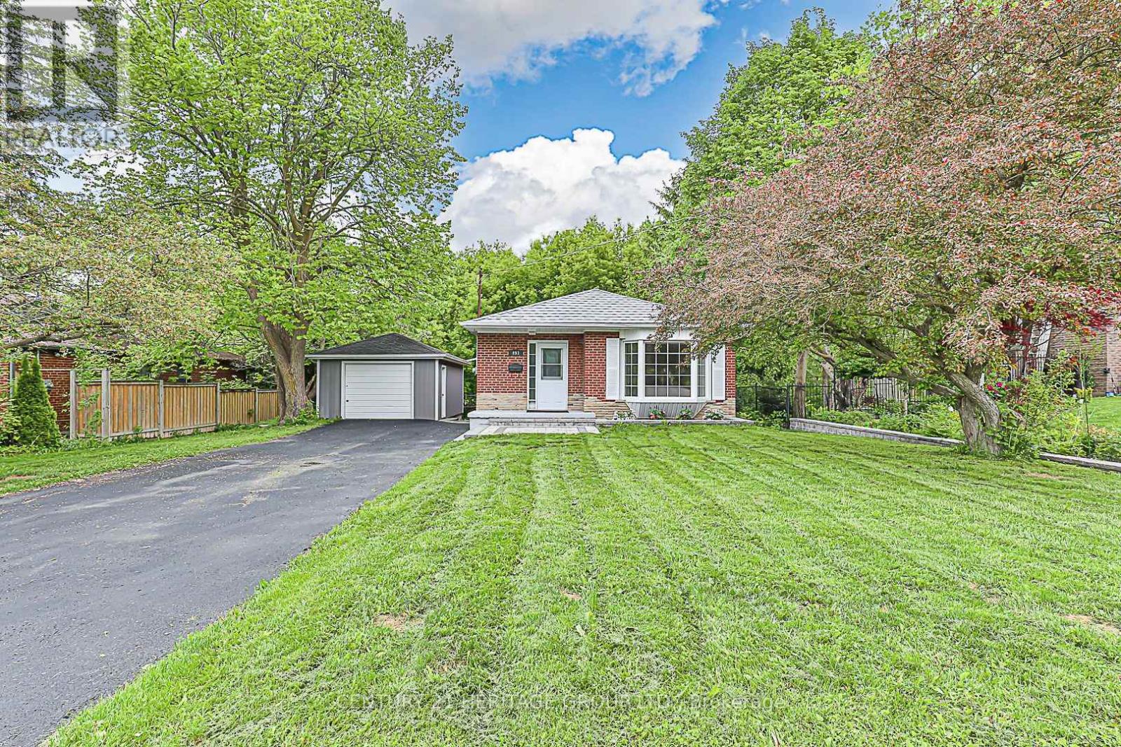 Property at 893 SRIGLEY STREET image 2