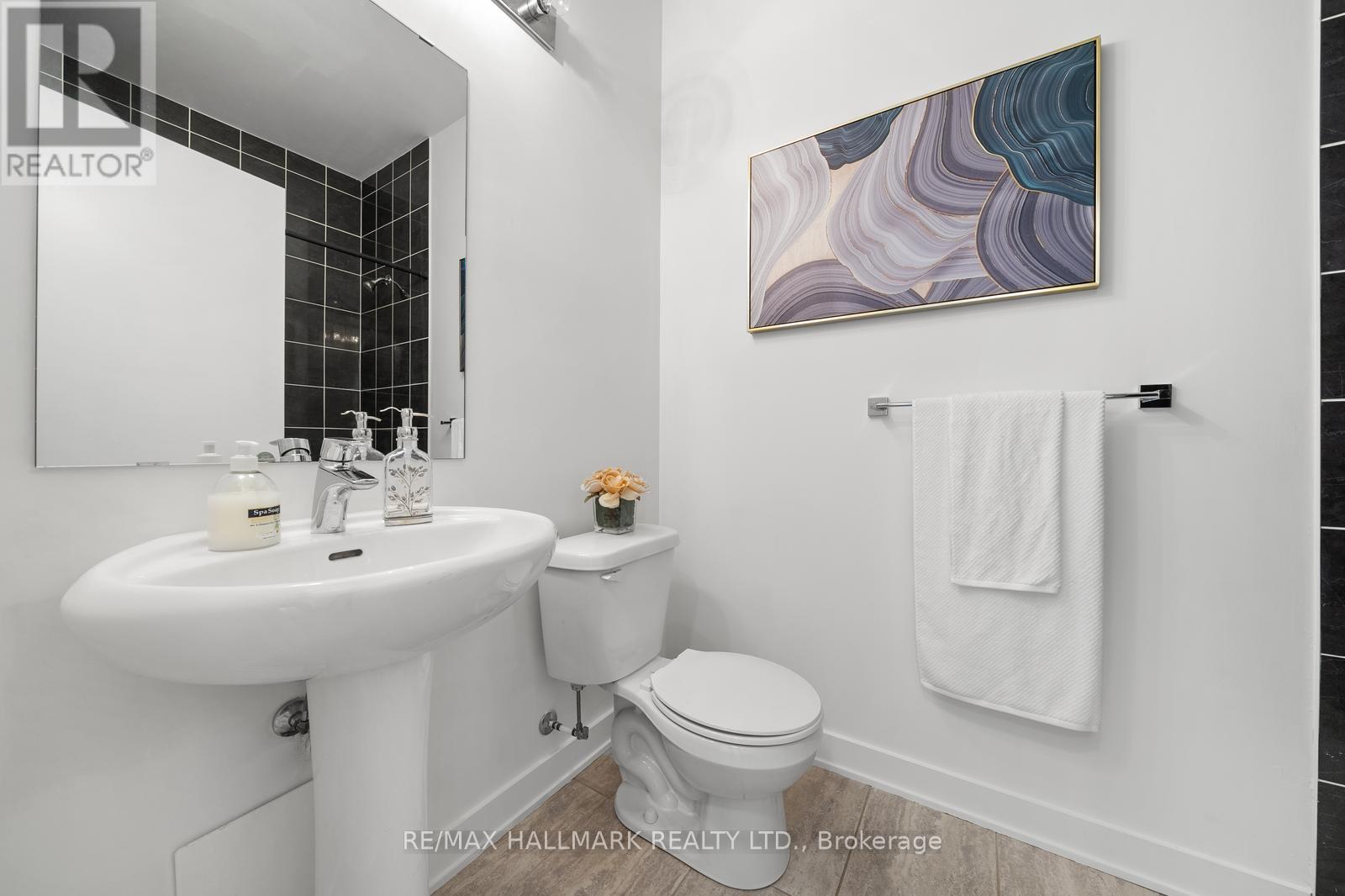 403 - 10376 Yonge Street, Richmond Hill, Ontario  L4C 3B8 - Photo 22 - N12324482