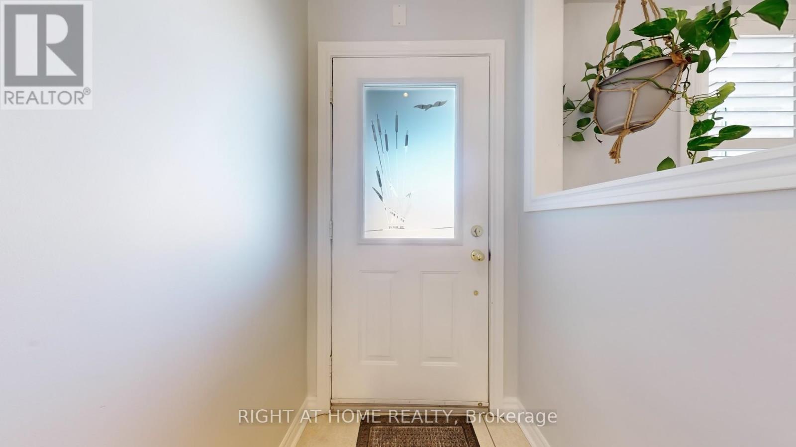 Property at 32 - 520 SILKEN LAUMANN DRIVE image 3