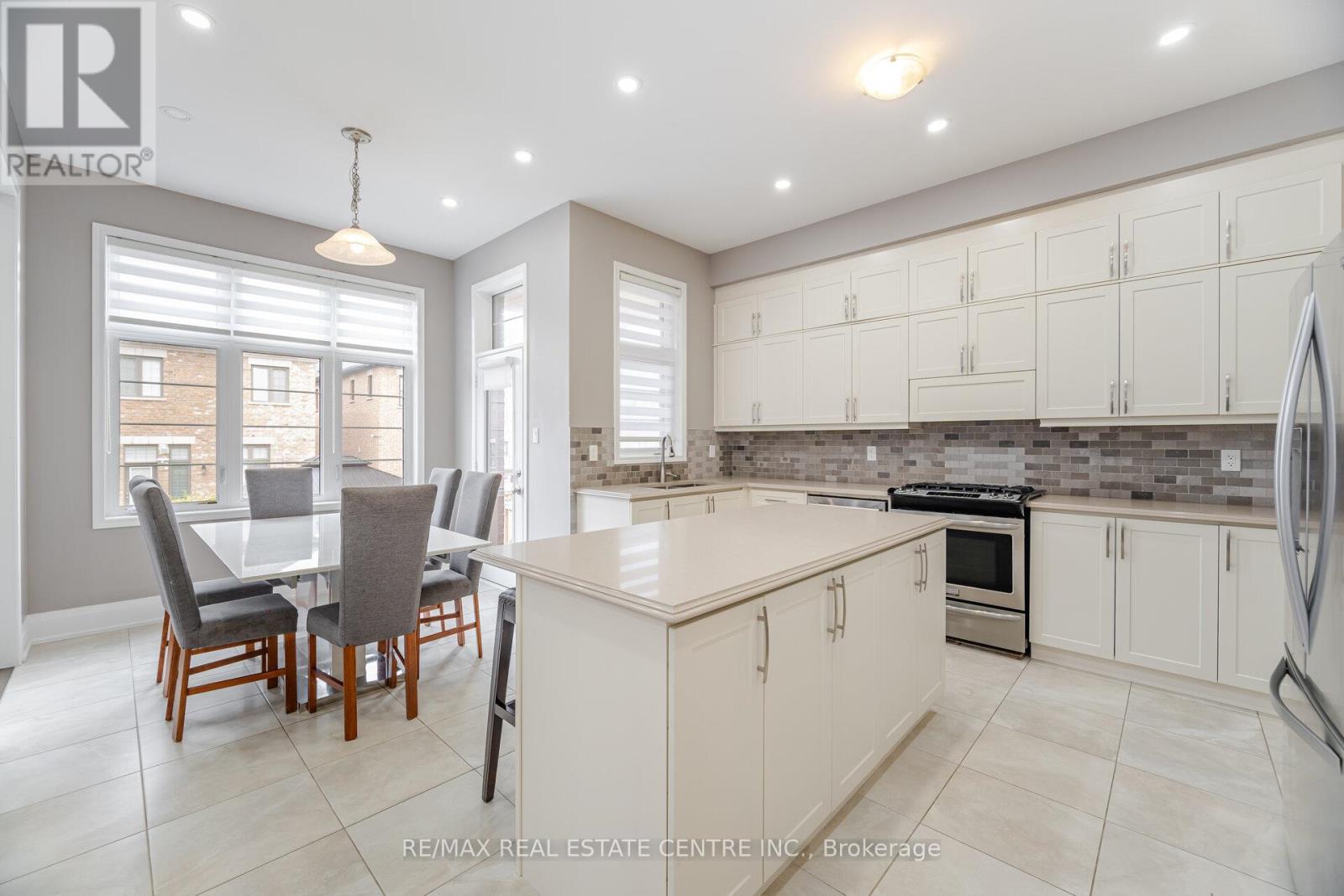 21 Arctic Grail Road, Vaughan, Ontario  L4H 4T4 - Photo 19 - N12324600