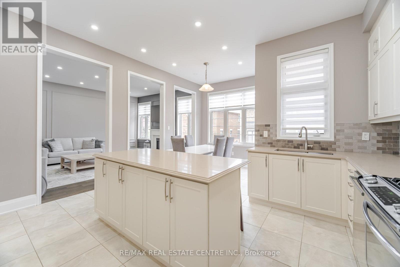 21 Arctic Grail Road, Vaughan, Ontario  L4H 4T4 - Photo 20 - N12324600
