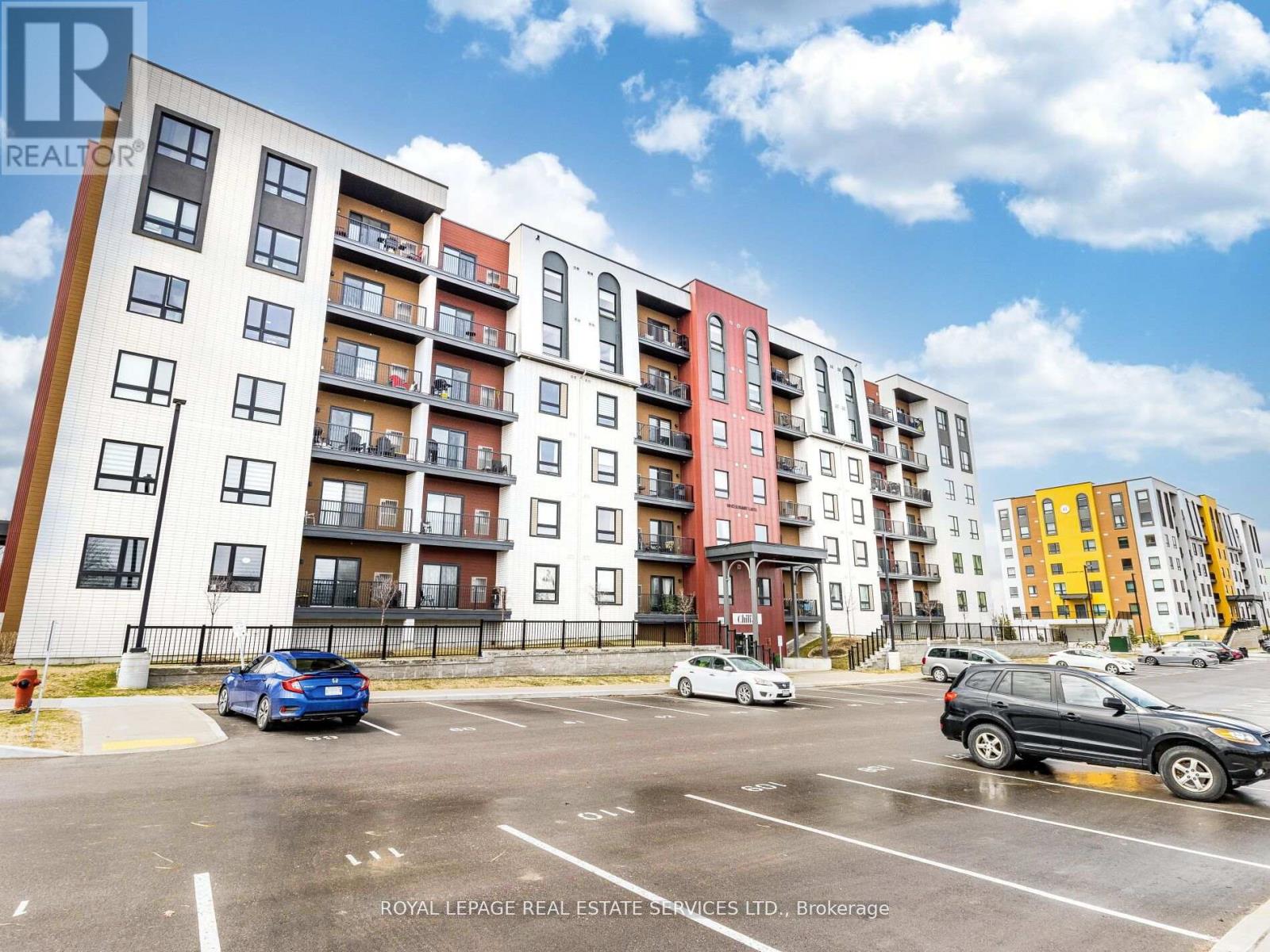 211 - 10 CULINARY LANE, Barrie, Ontario