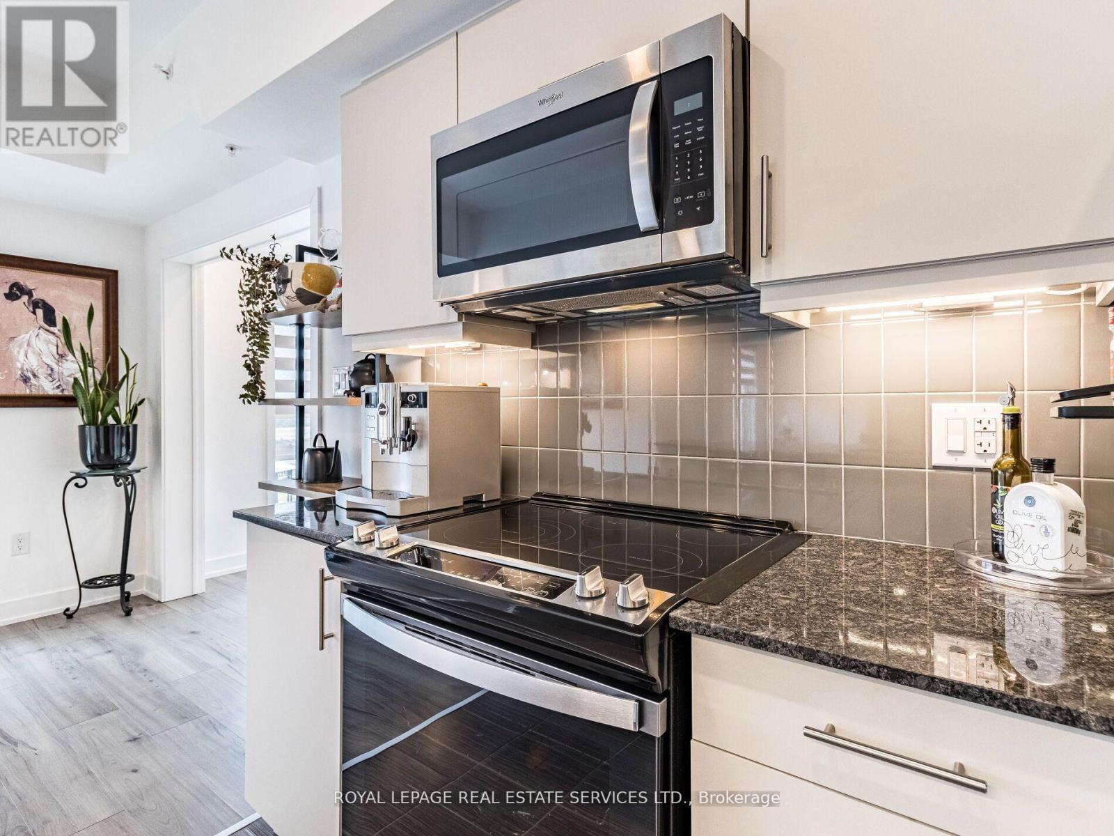 211 - 10 Culinary Lane, Barrie, Ontario  L9J 0K2 - Photo 22 - S12324553