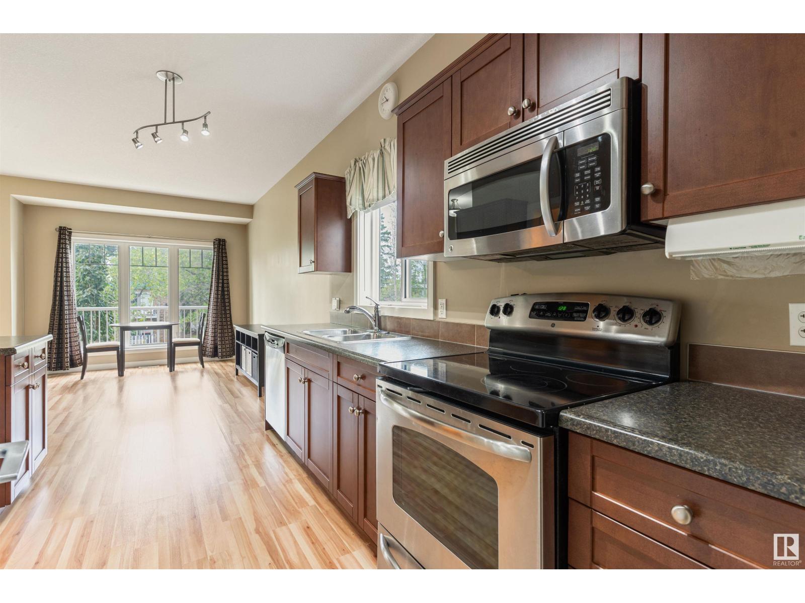 Property at #6 11913 103 ST NW NW image 4