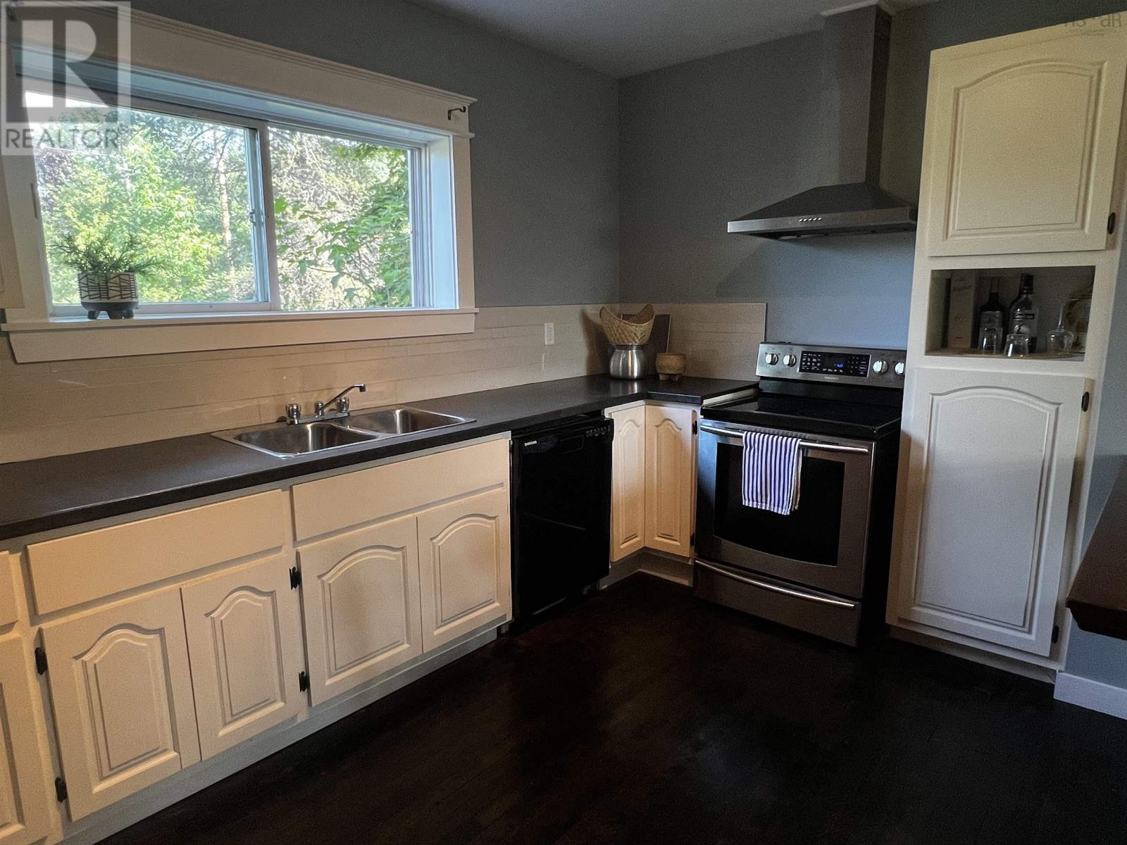 235 Thorburn Road, Thorburn, Nova Scotia  B0K 1W0 - Photo 24 - 202519632
