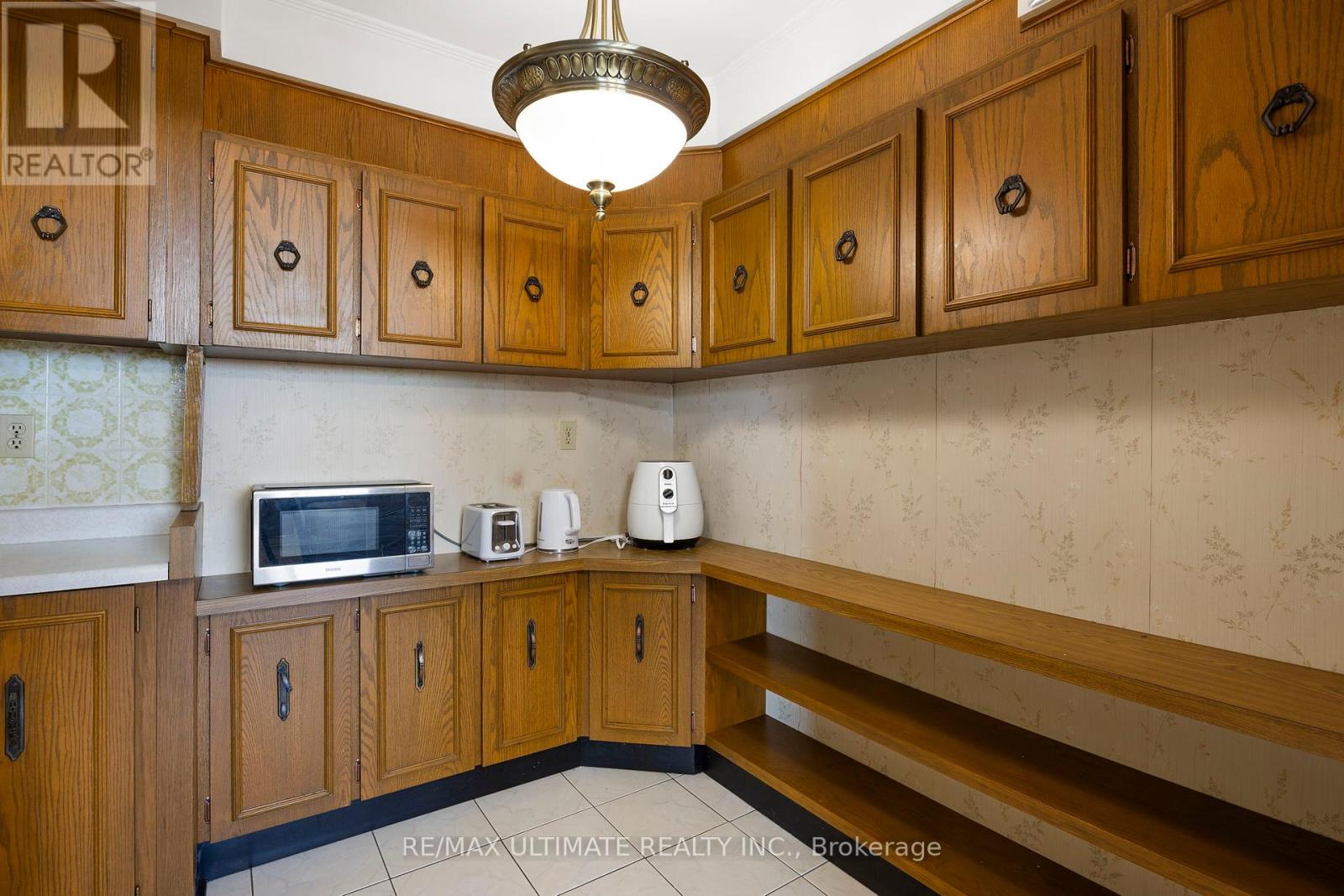 606 - 345 Driftwood Avenue, Toronto, Ontario  M3N 2P4 - Photo 18 - W12324427