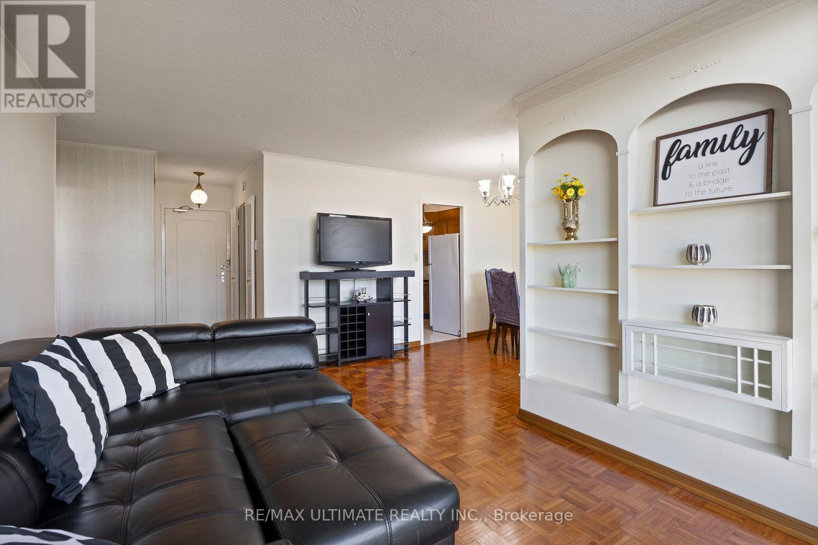 606 - 345 Driftwood Avenue, Toronto, Ontario  M3N 2P4 - Photo 9 - W12324427