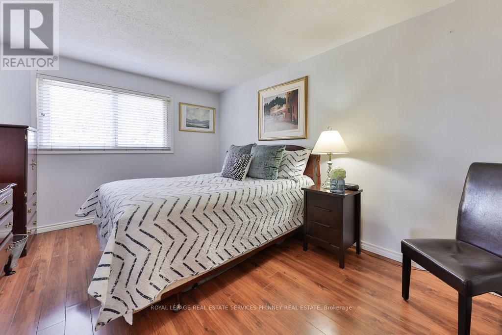 2420 Mainroyal Street, Mississauga, Ontario  L5L 1C9 - Photo 16 - W12324536