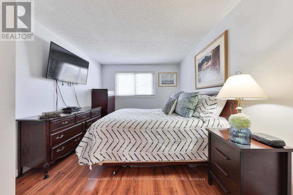2420 Mainroyal Street, Mississauga, Ontario  L5L 1C9 - Photo 17 - W12324536