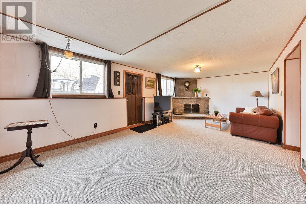 2420 Mainroyal Street, Mississauga, Ontario  L5L 1C9 - Photo 26 - W12324536