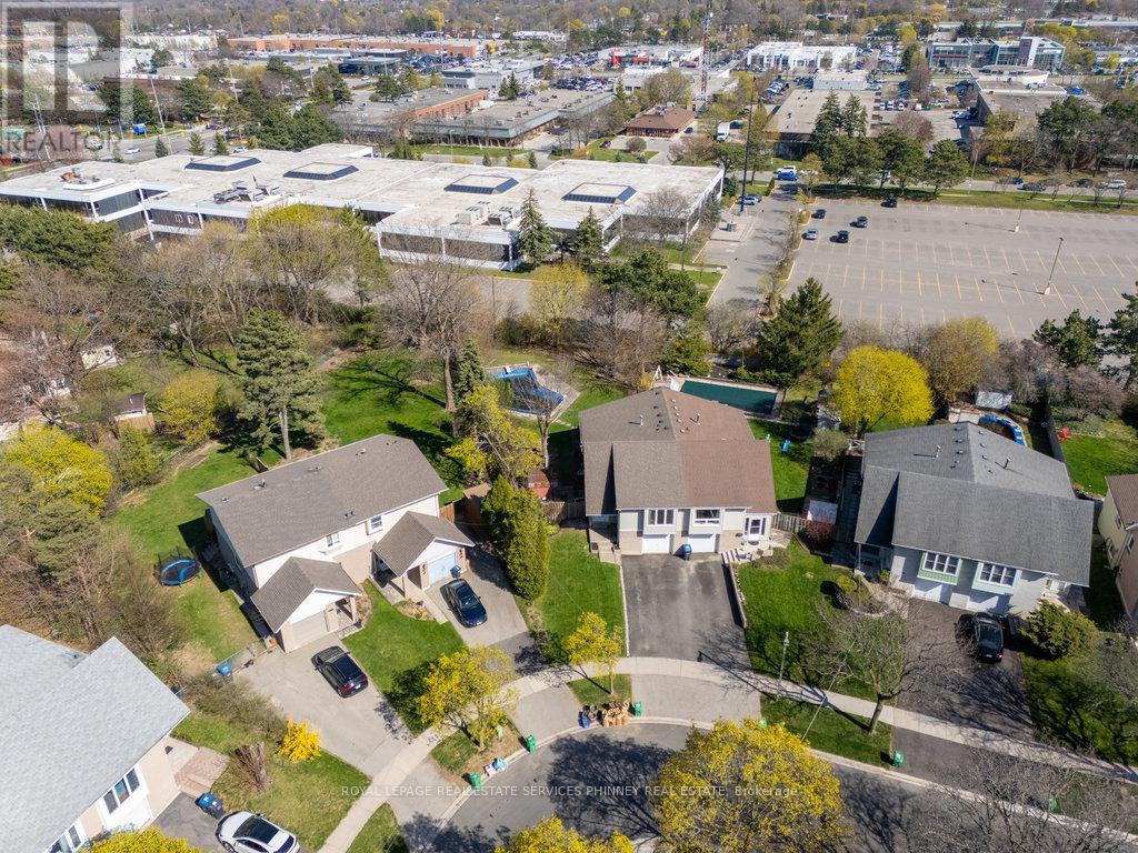 2420 Mainroyal Street, Mississauga, Ontario  L5L 1C9 - Photo 32 - W12324536