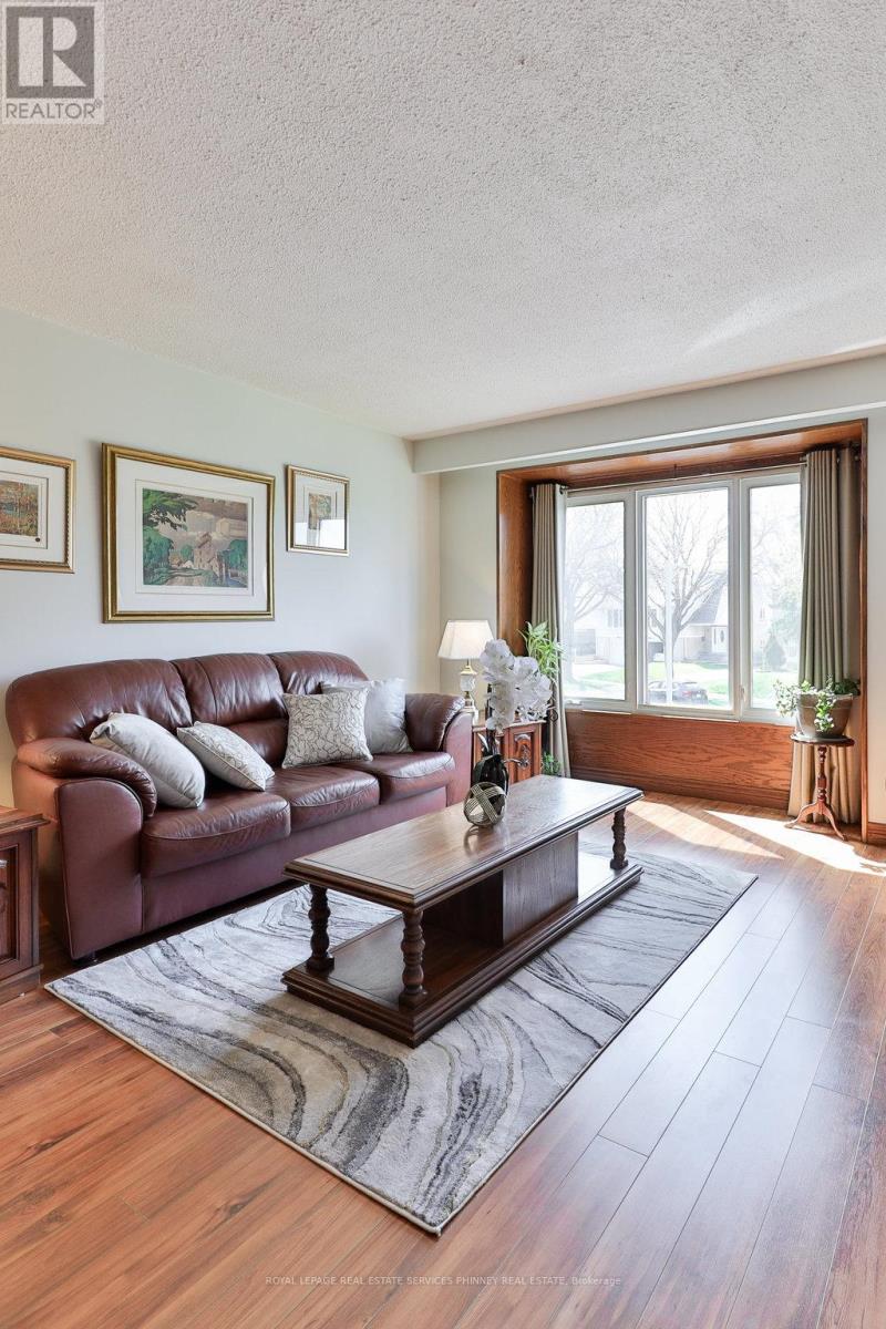 2420 Mainroyal Street, Mississauga, Ontario  L5L 1C9 - Photo 7 - W12324536