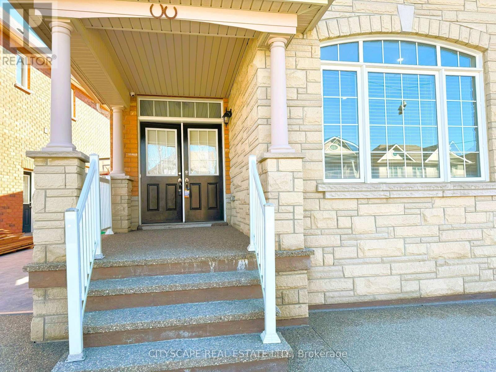 Property at 7 ATTRACTION DRIVE image 4
