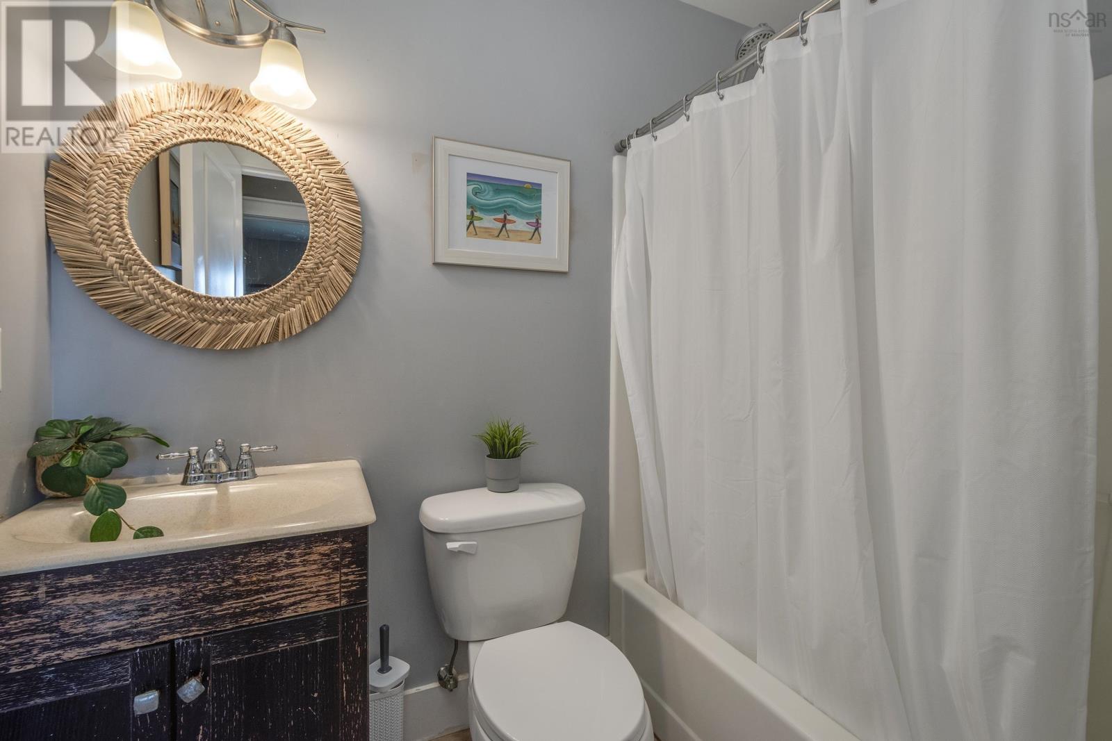 271 Leslie Road, East Lawrencetown, Nova Scotia  B2Z 1T4 - Photo 24 - 202512218