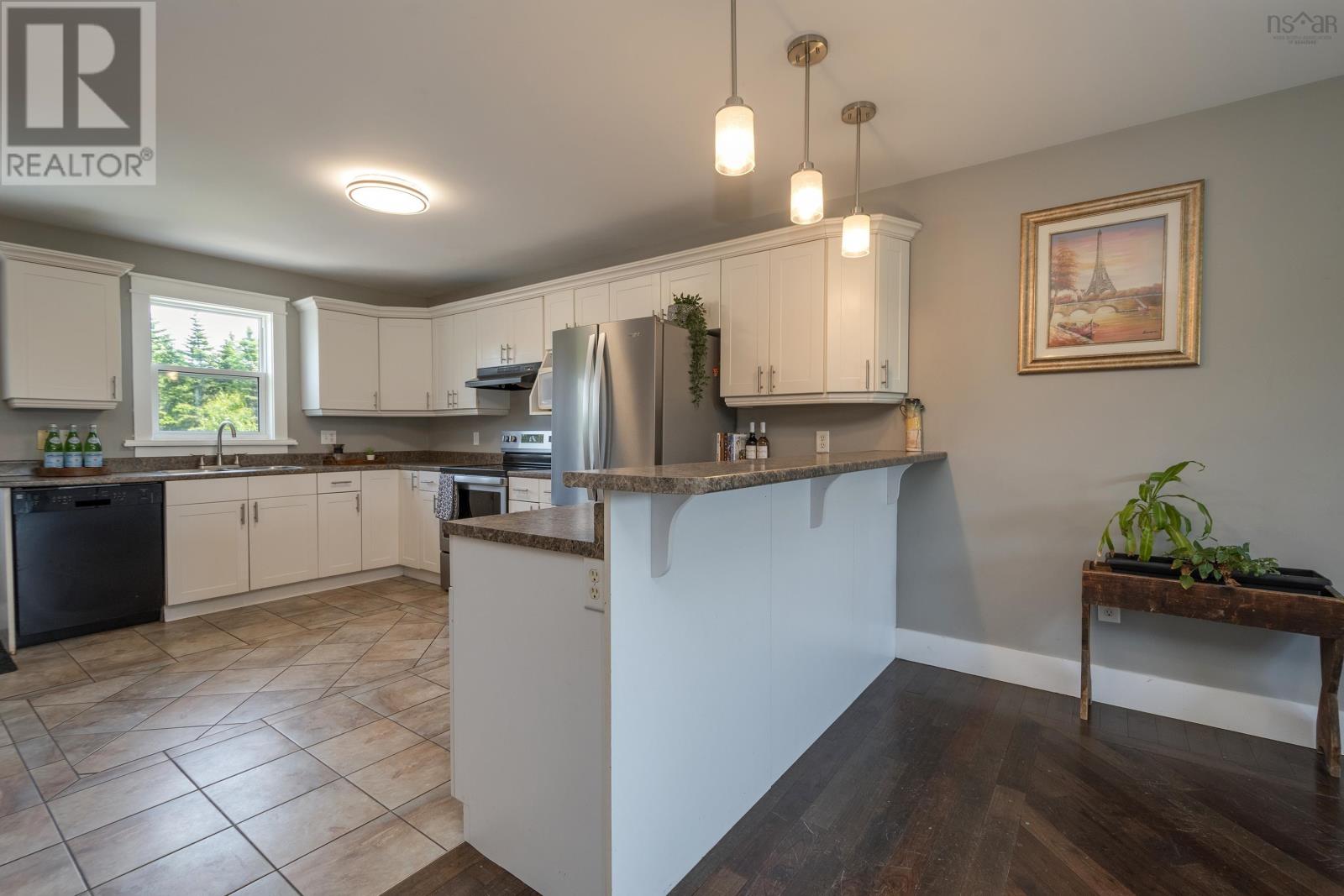 271 Leslie Road, East Lawrencetown, Nova Scotia  B2Z 1T4 - Photo 10 - 202512218