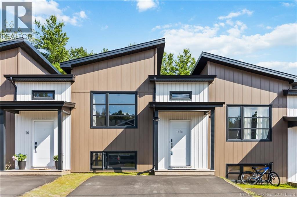 16 Beau Domaine, Dieppe, New Brunswick