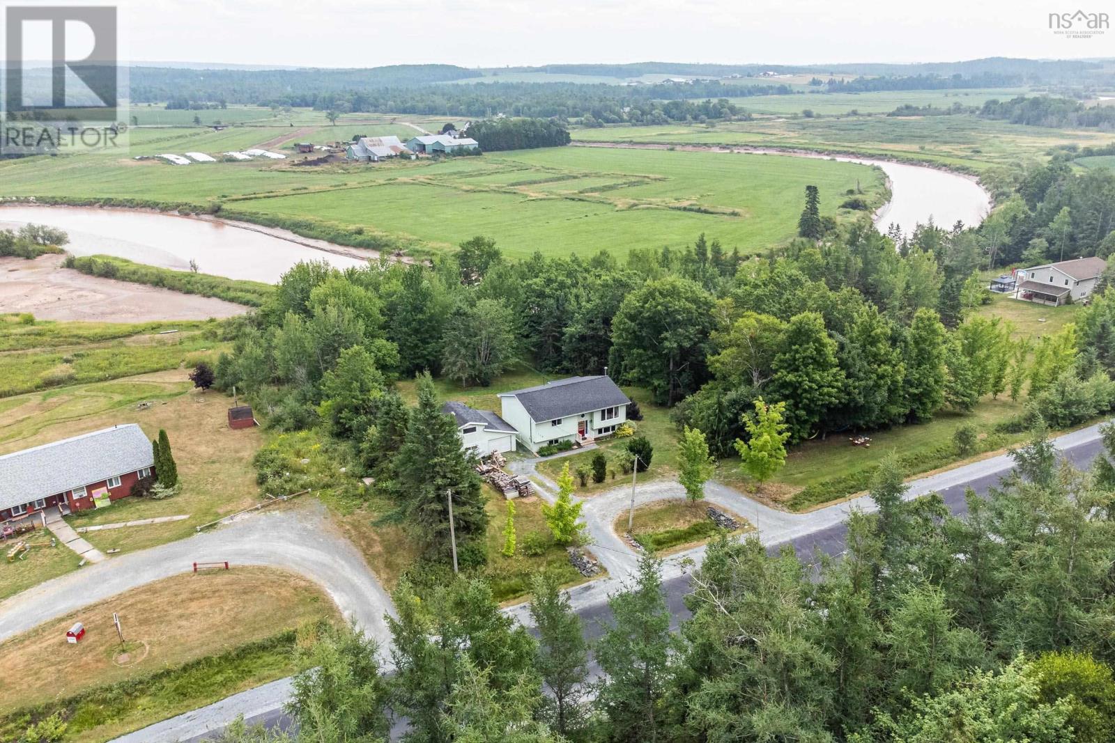 110 Highway 224, Shubenacadie, Nova Scotia  B0N 2H0 - Photo 2 - 202519452