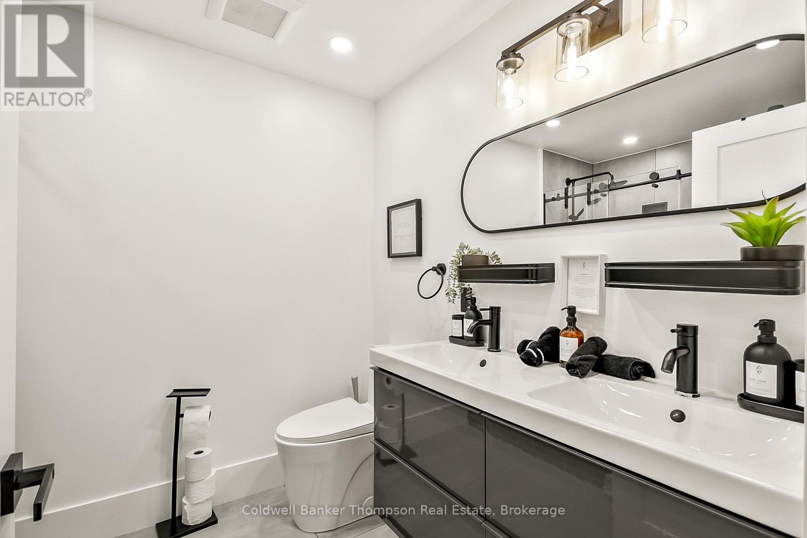 179 Hoths Lane, Huntsville, Ontario  P0B 1L0 - Photo 36 - X12324699